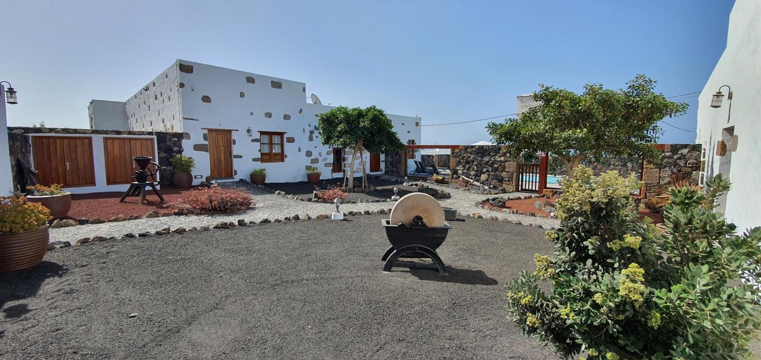 Caserío Leandro III