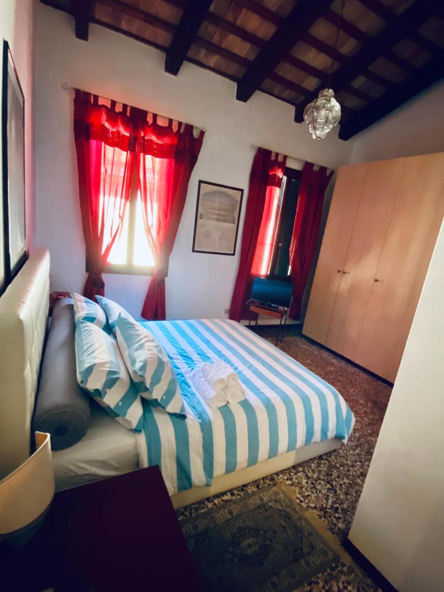 Hesperia Apartment