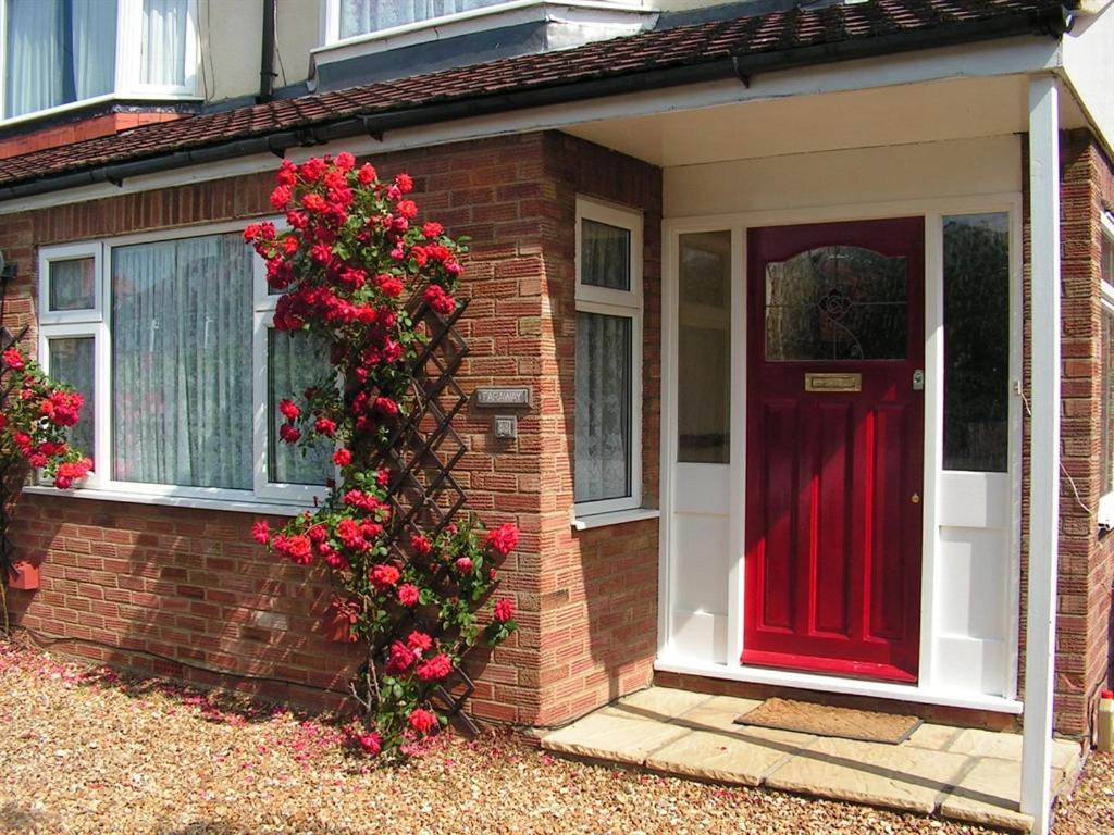 Hotel Rosa's Bed and Breakfast - Image 1