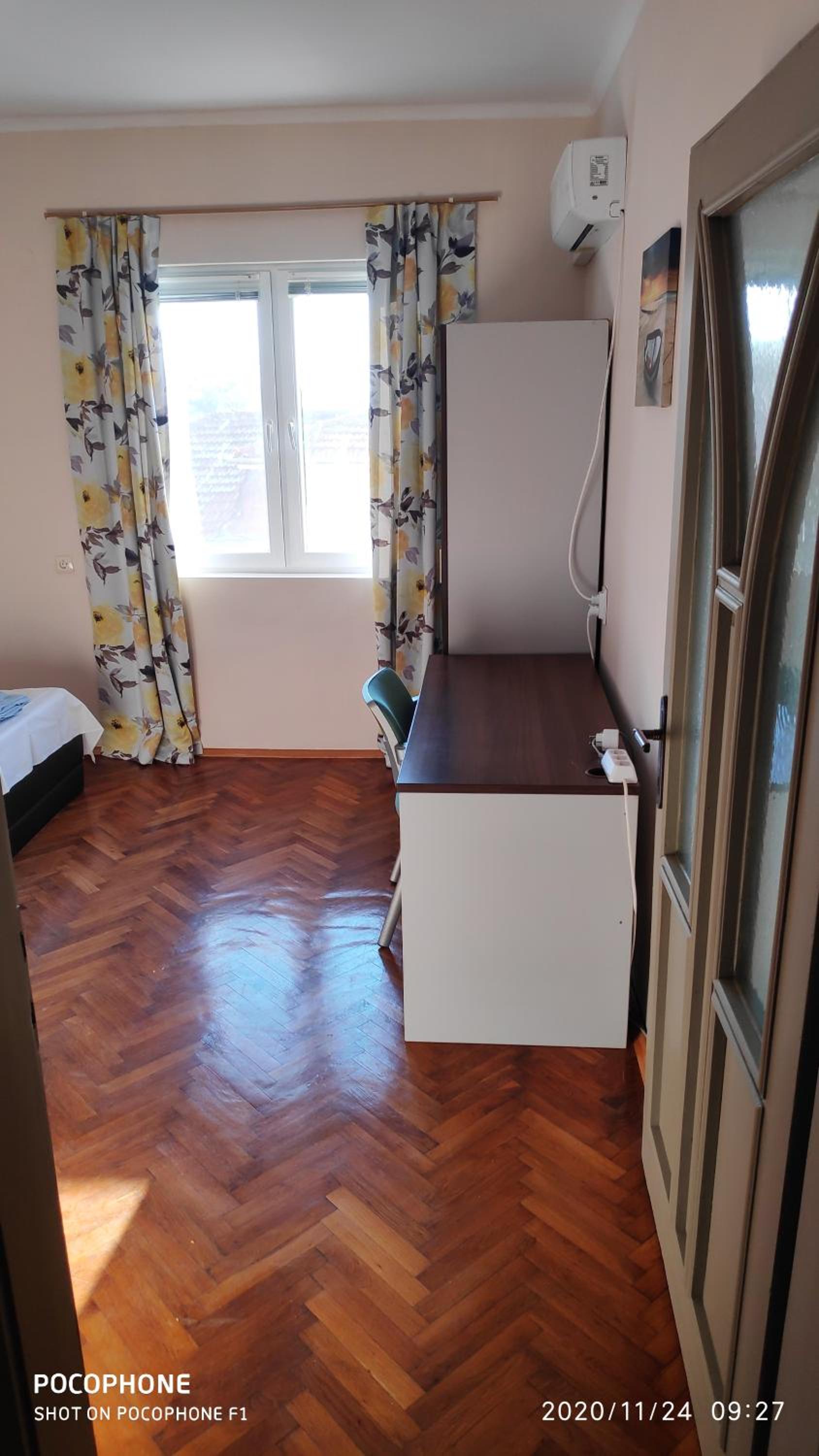 UNIQUE LOCATION APARTMENT WITH PARKING