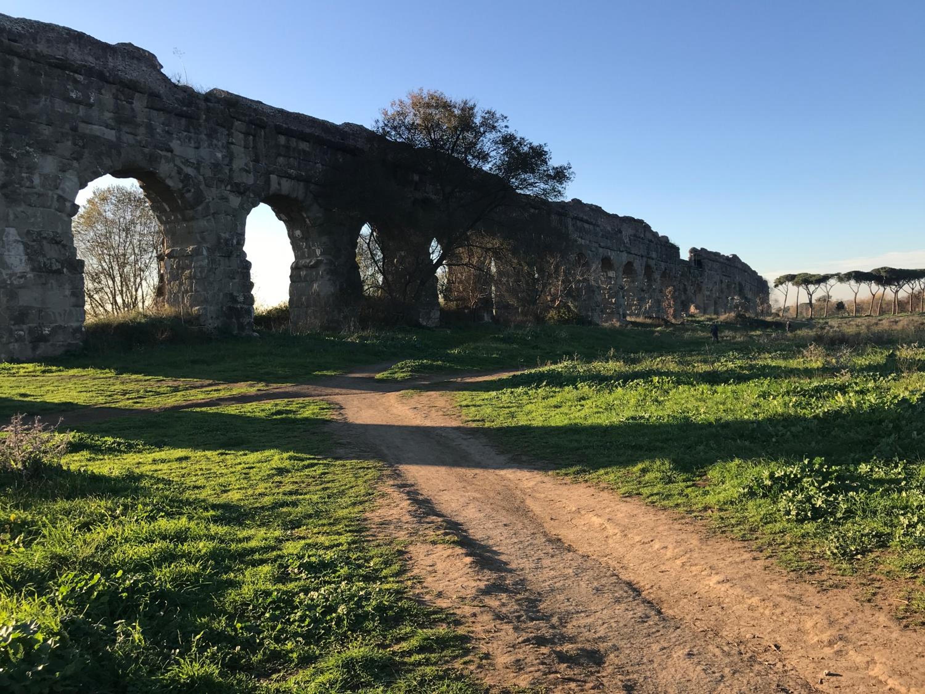 Questa casa non è un albergo CIU-ATR 9390-9