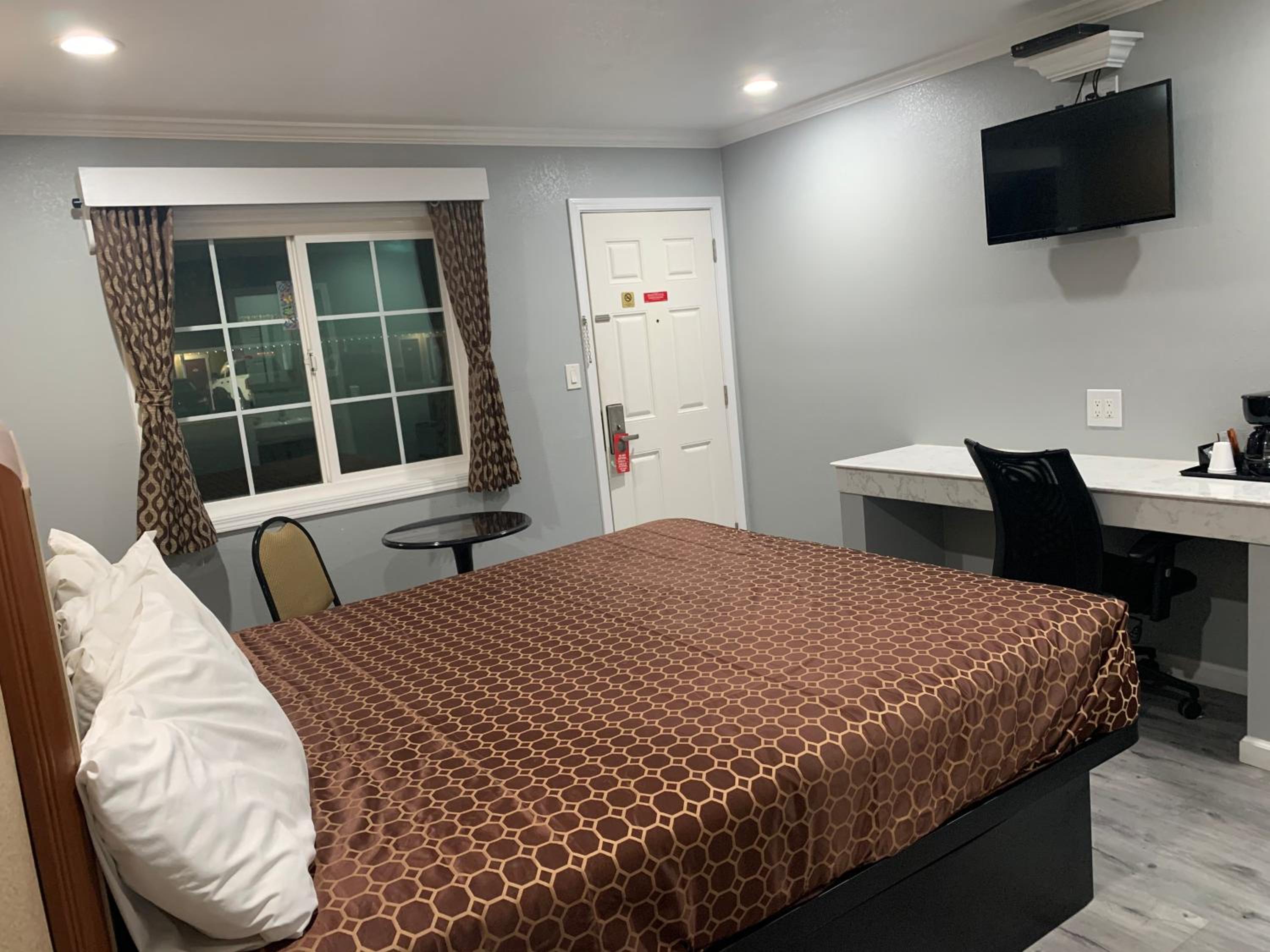 Colusa Motel - Property Image 8