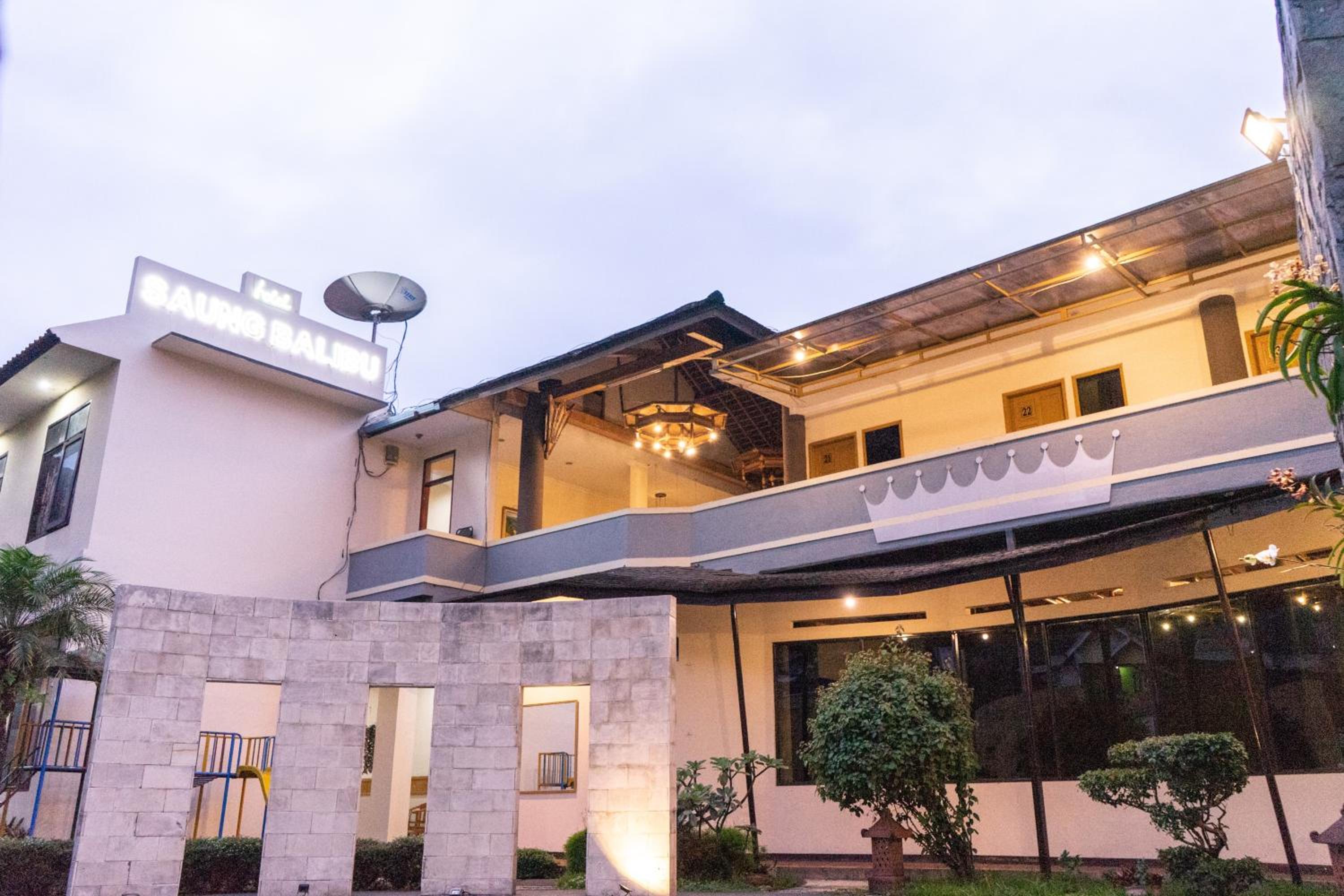 Saung Balibu Hotel