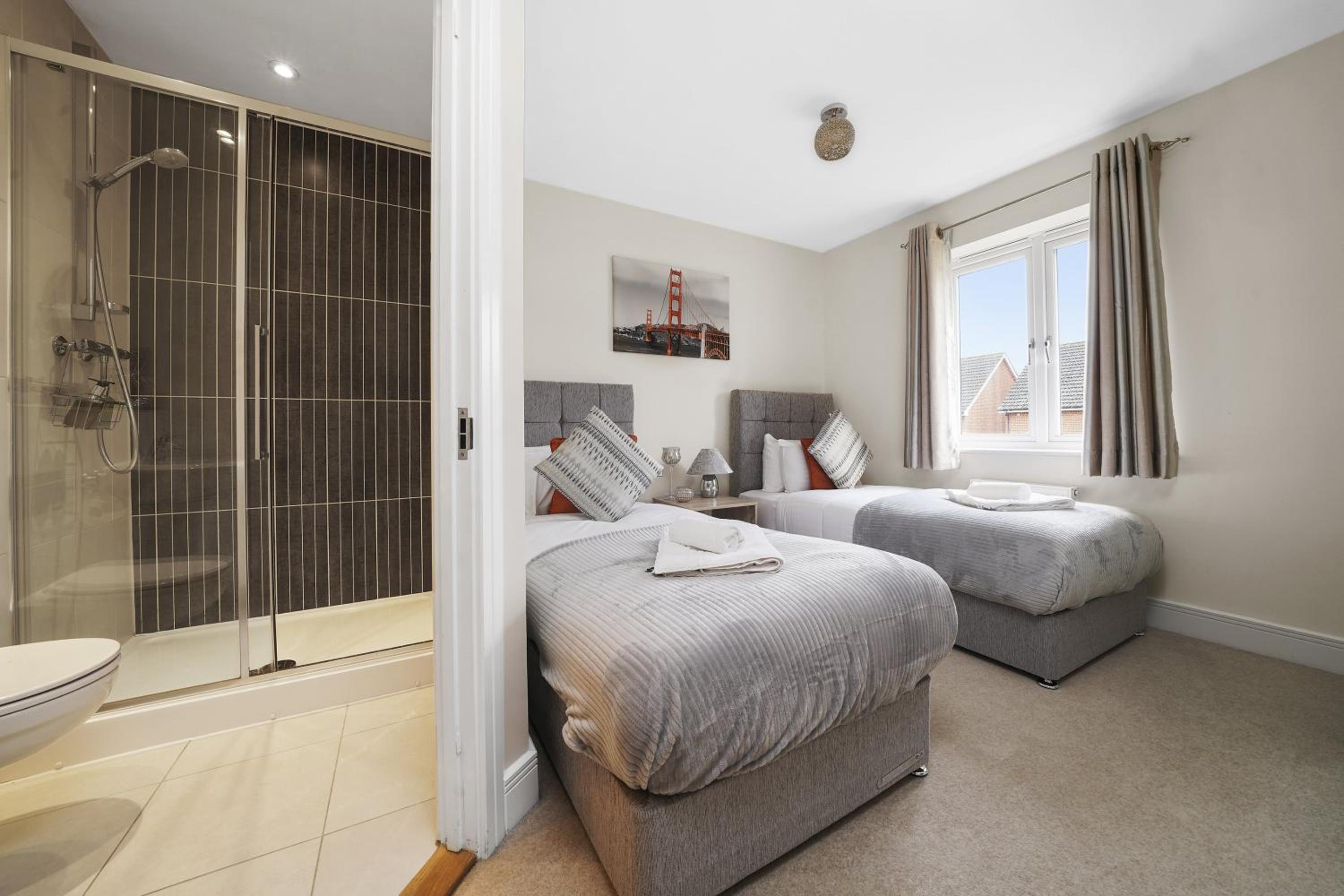 London Heathrow Living Holywell Serviced Houses - 3 and 4 bedrooms By 360stays, photo 123