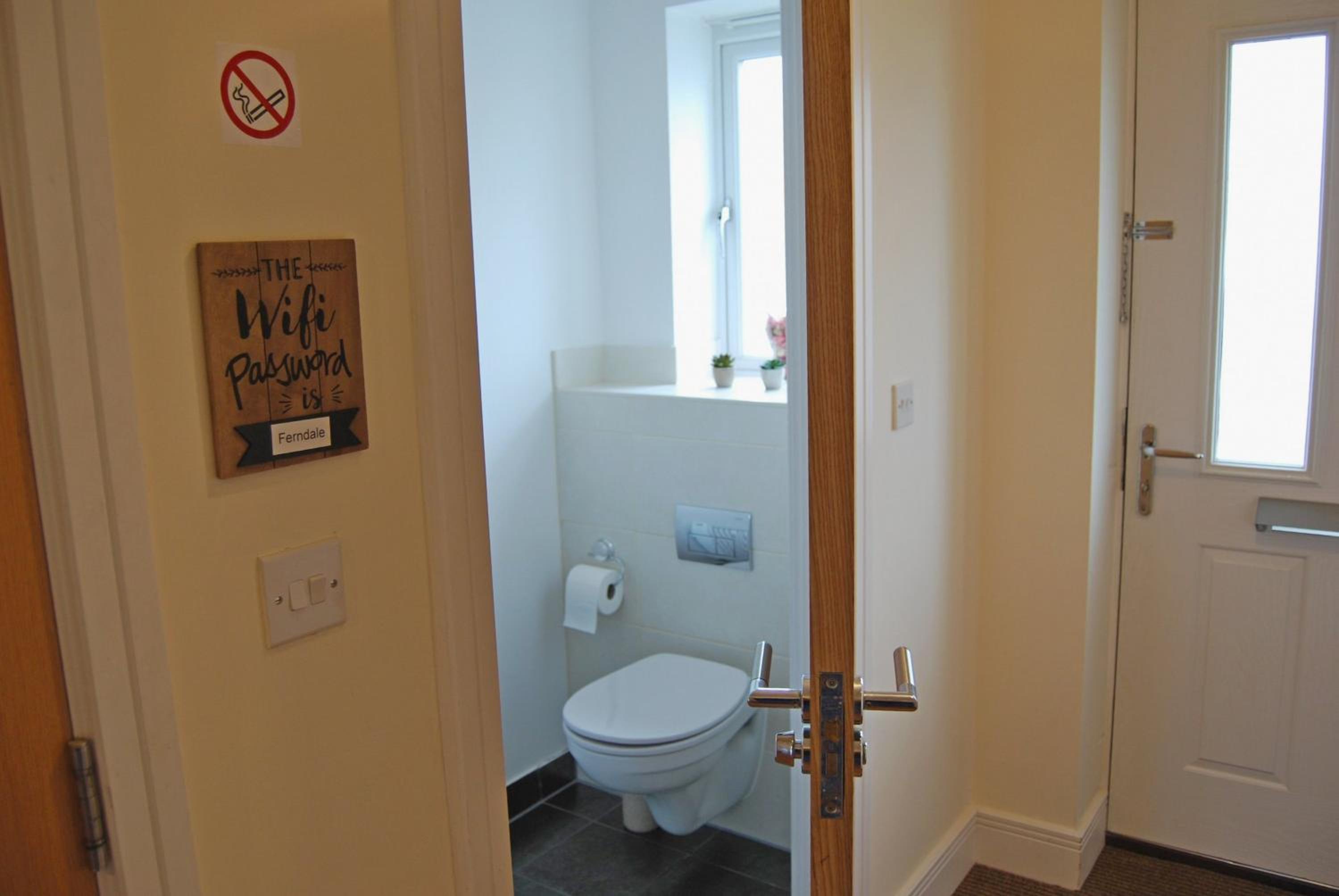 London Heathrow Living Holywell Serviced Houses - 3 and 4 bedrooms By 360stays, photo 131