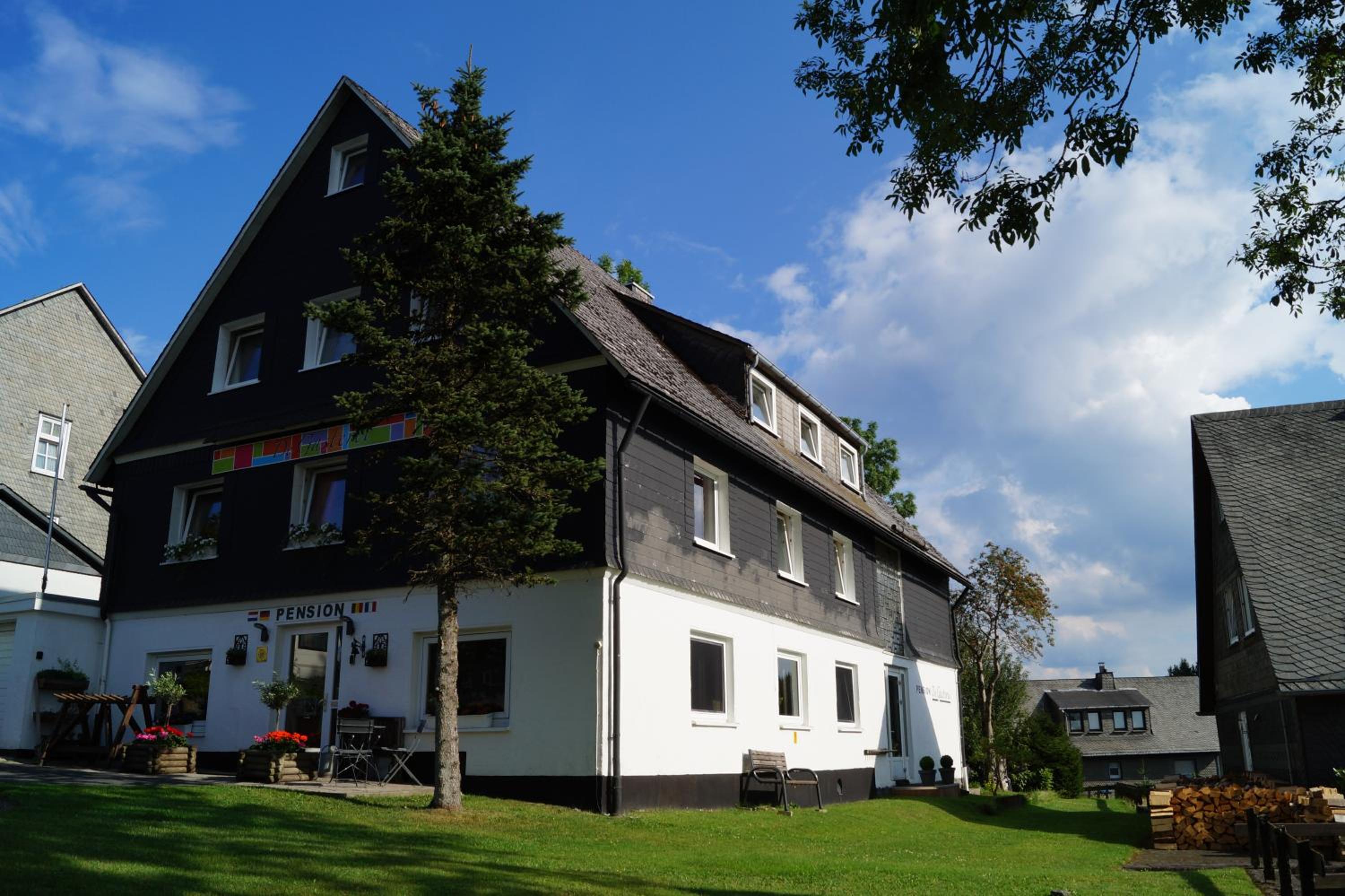 Photo 23