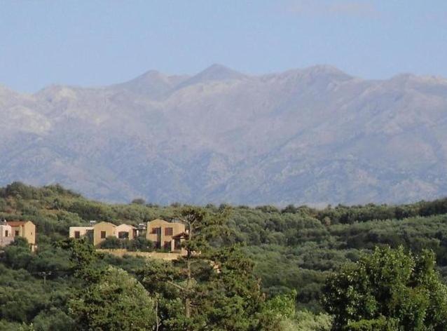 Kouros Chania Villas