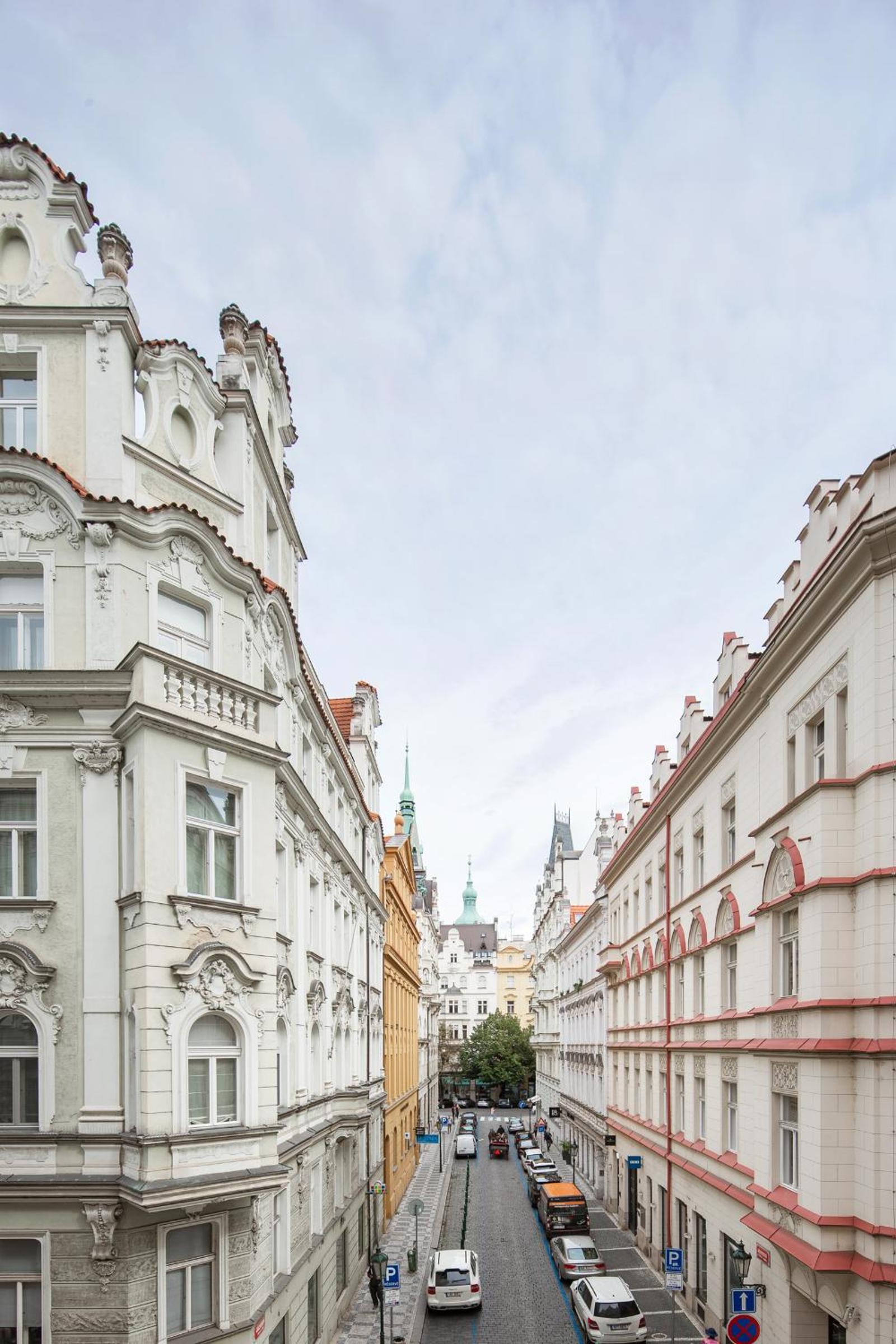The BEST place in Prague - Old Town