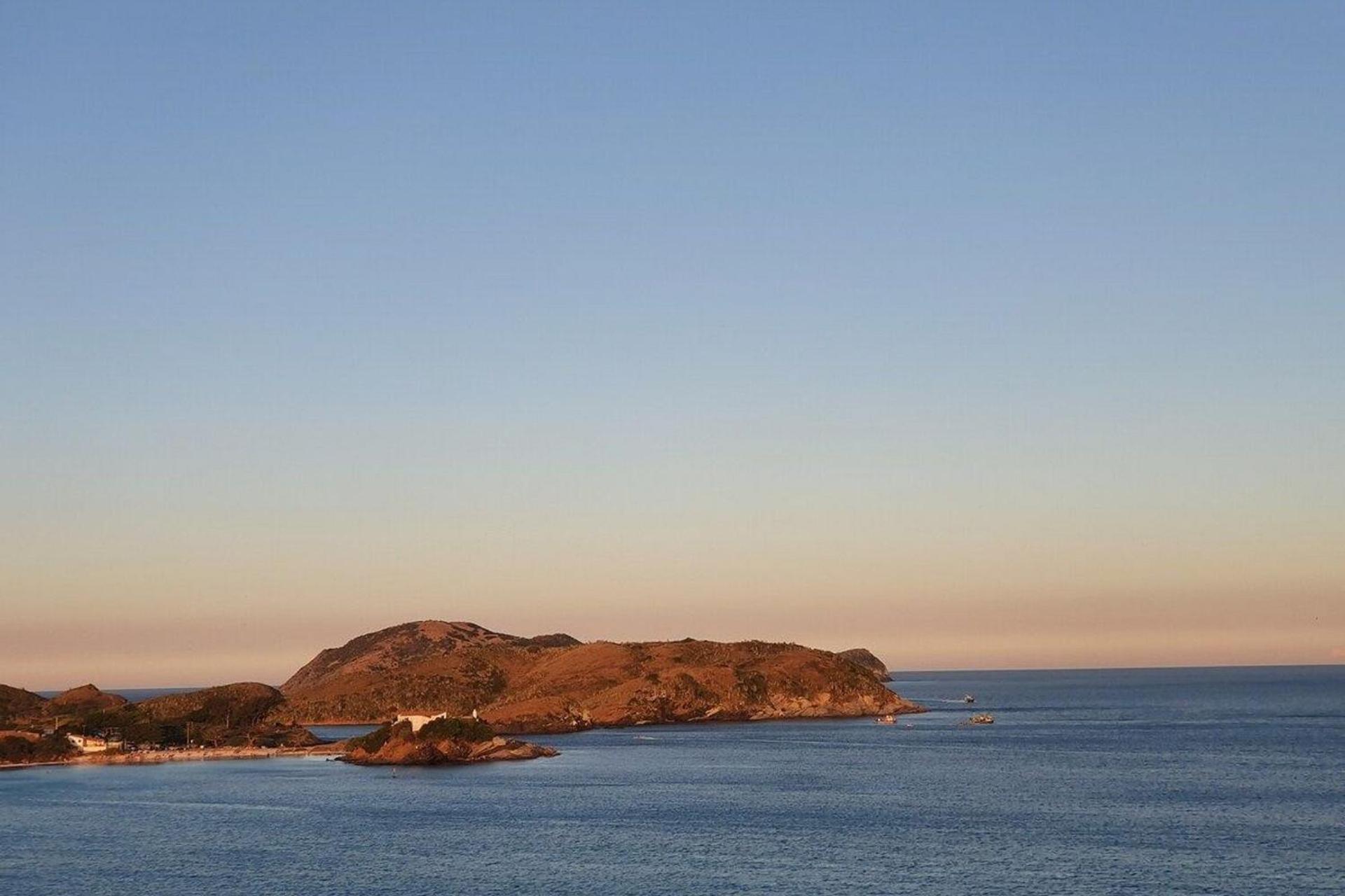 Vista mar, banheira gigante e churrasqueira, pe na areia, ao lado hotel malibu