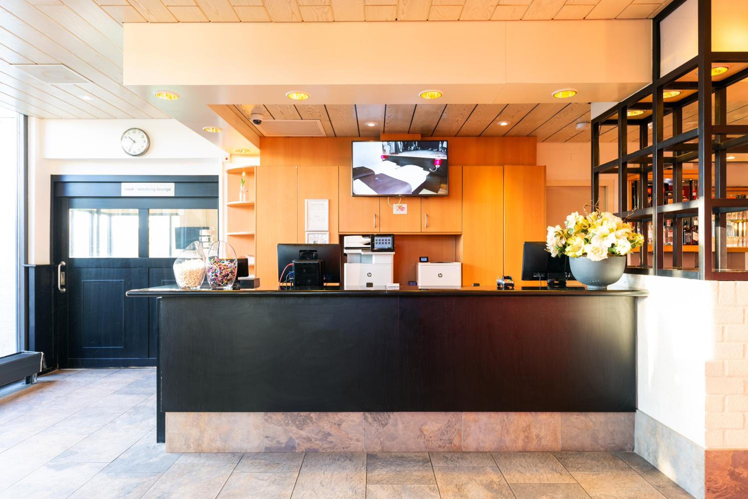 Hoofddorp Vacations - Bastion Hotel Schiphol Hoofddorp - Property Image 1
