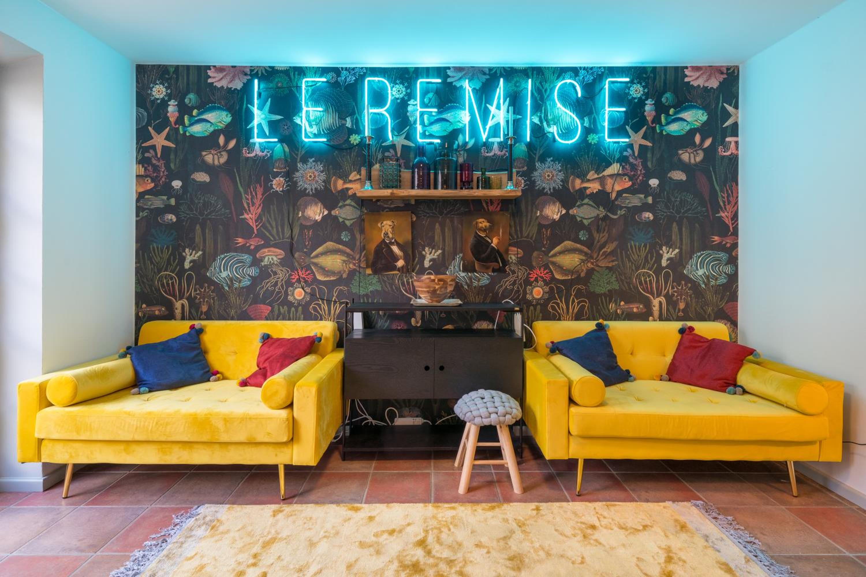 lounge