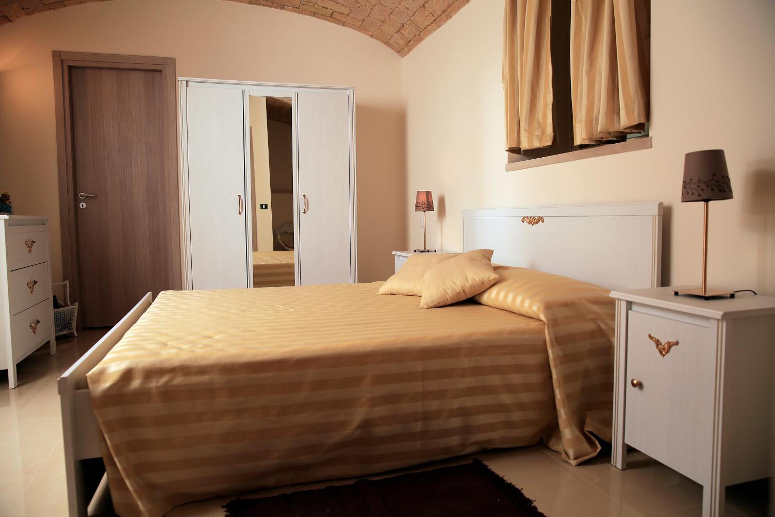 74 Crescenzio House