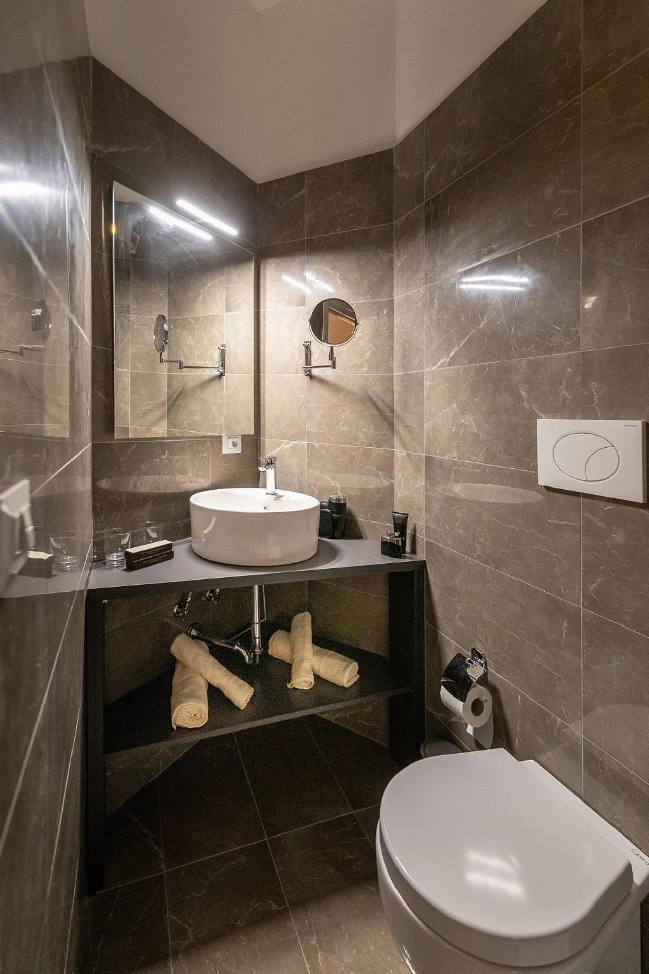 FJ Bianco Guest House