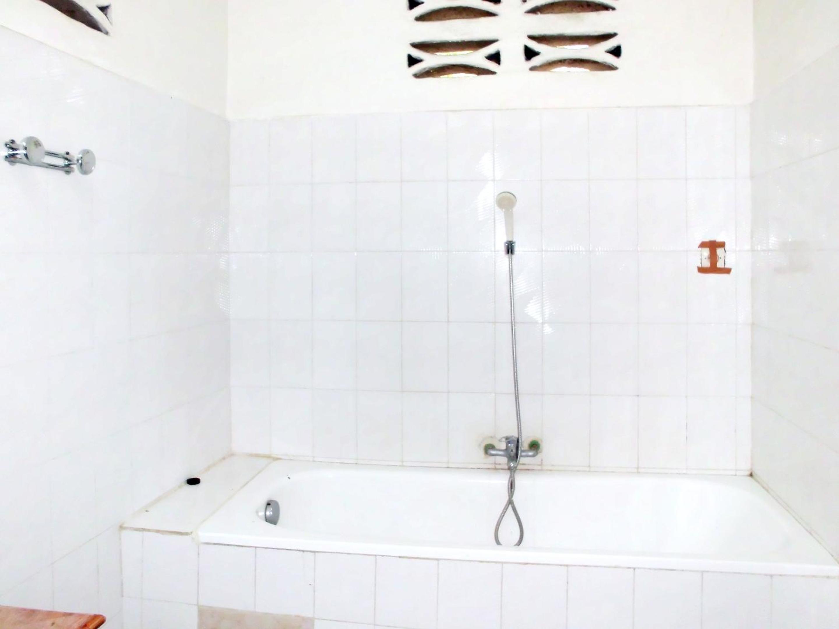 Spacious Apartment in Majunga