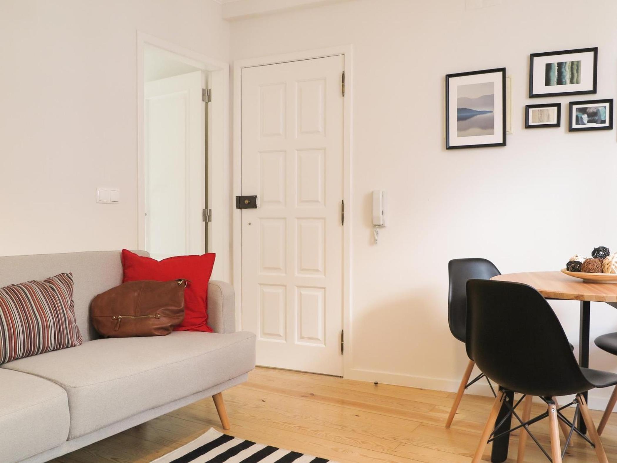 Historic alfama apt with modern style view 2