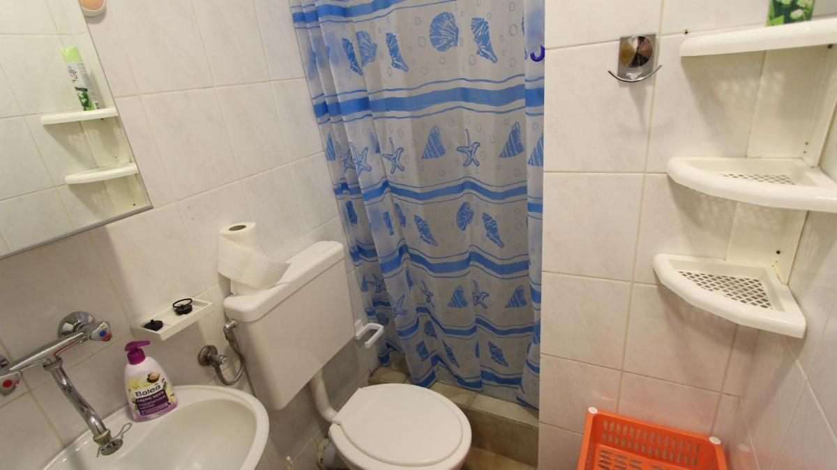 Photo 32