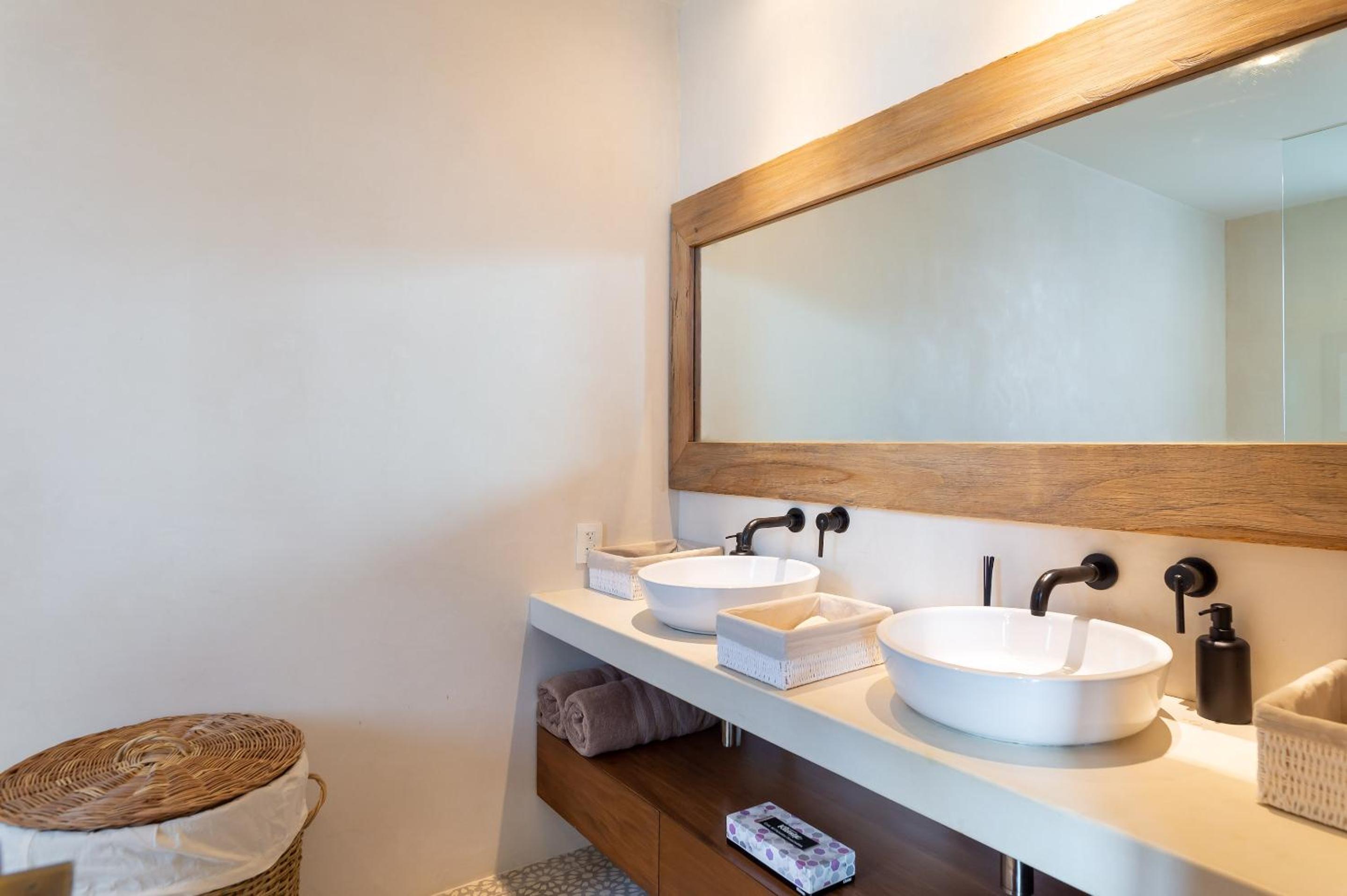 Casa Wahh - Property Image 40