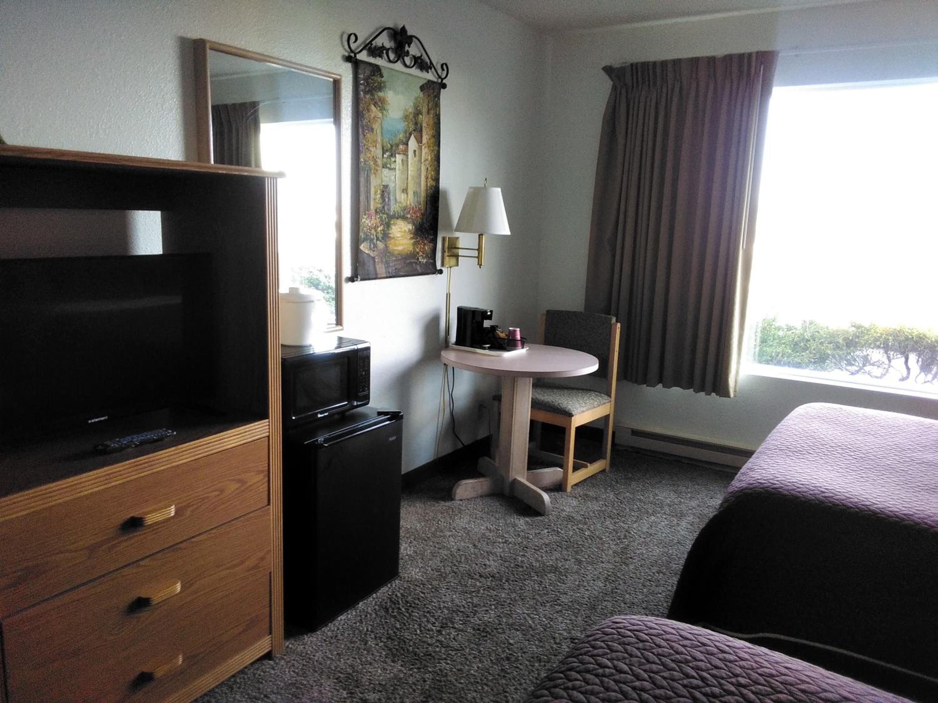 Waldport Bayfront Hotel & Restaurant view 5