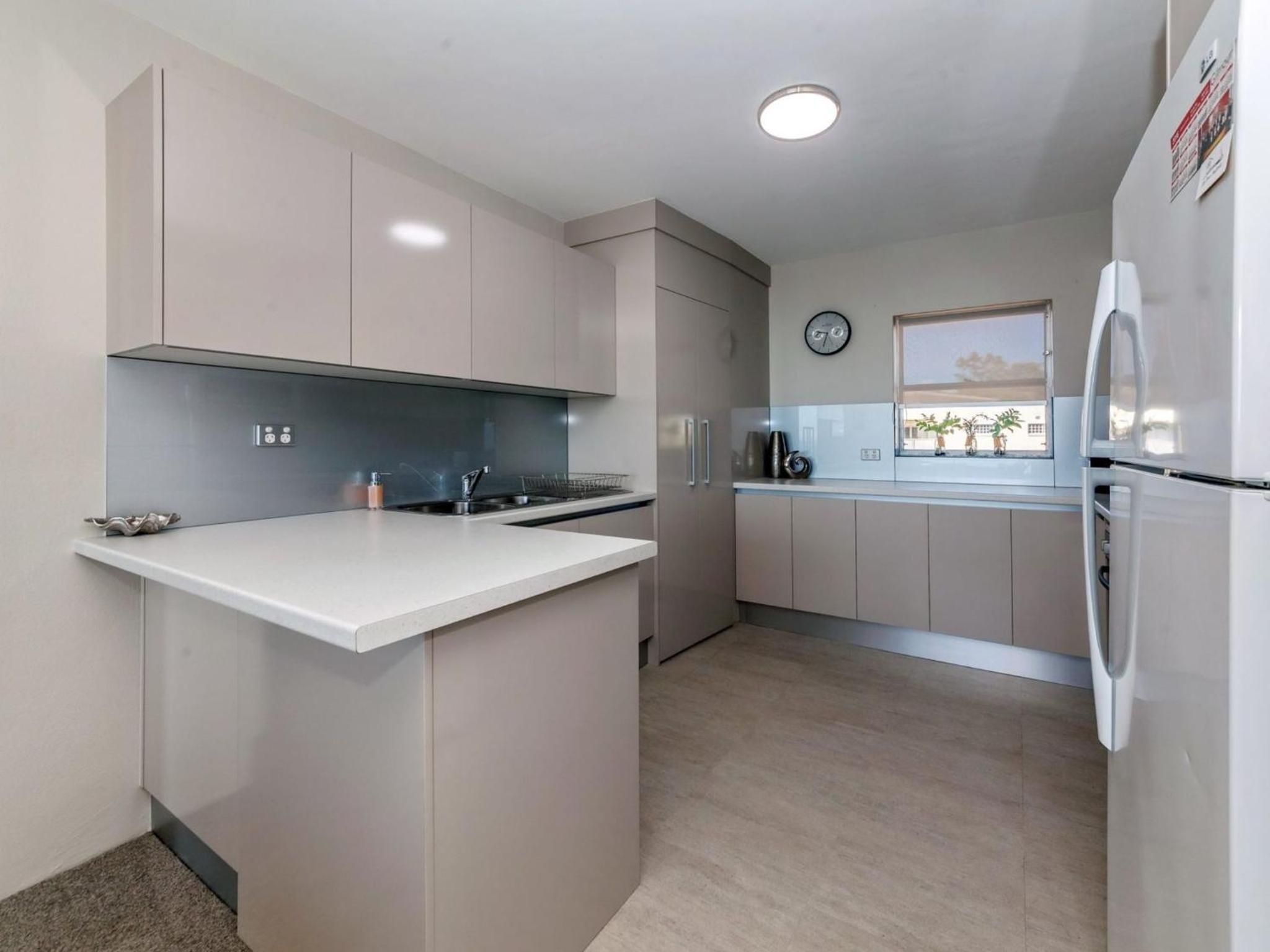 Shoalhaven 4 28 Voyager Cl - waterfront unit with stunning views and Wifi