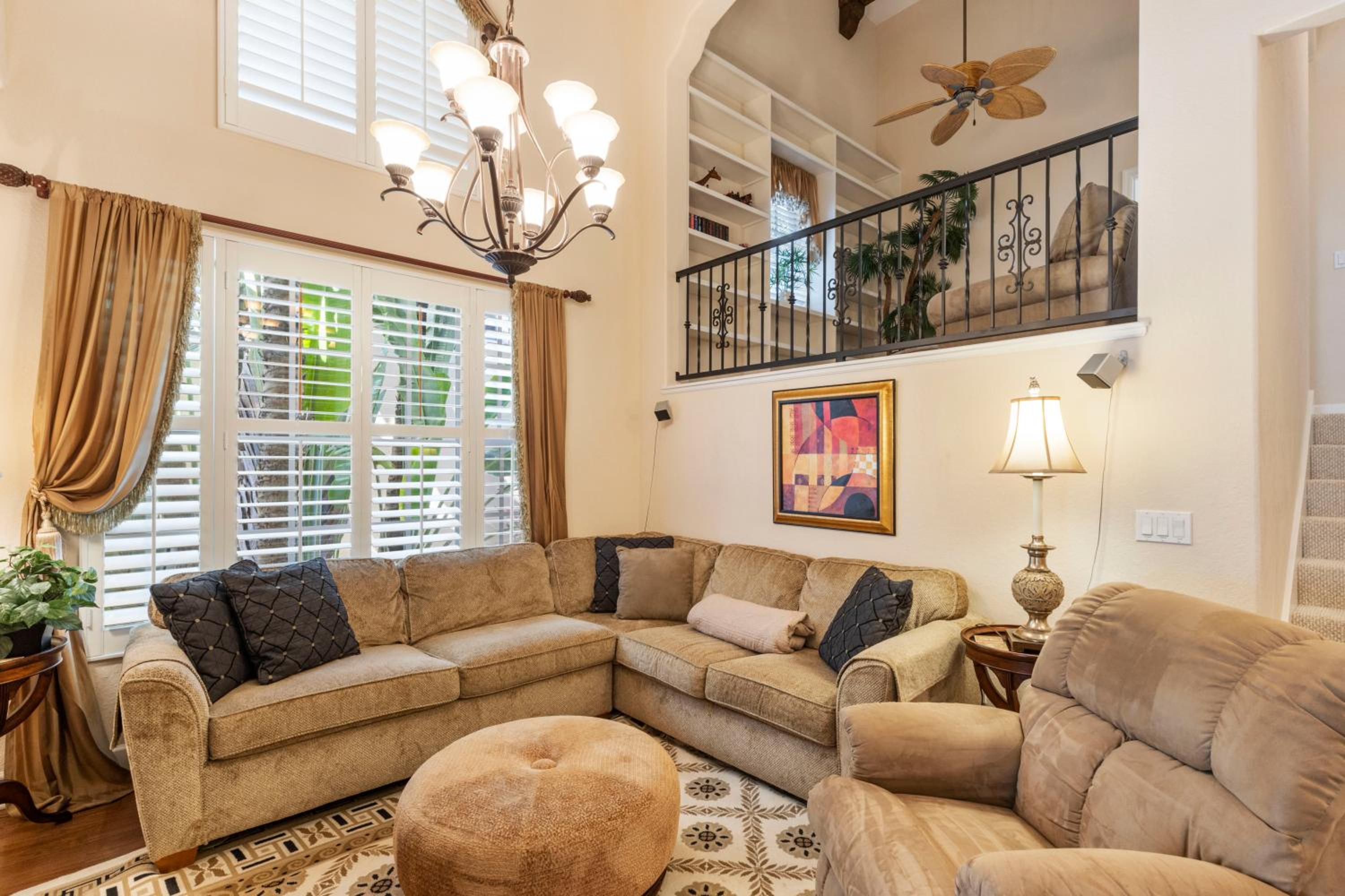 Siesta Avenida Townhome 5208 view 3