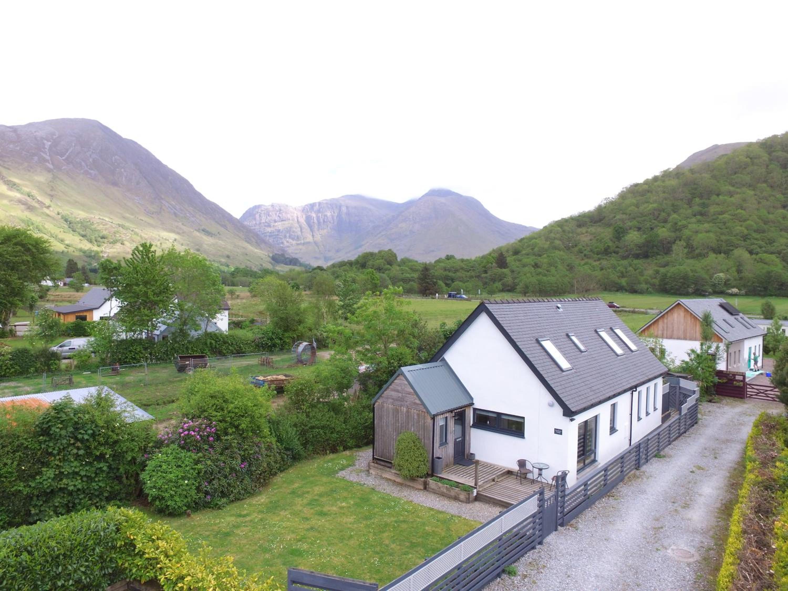 Hawthorn Cottage view 4
