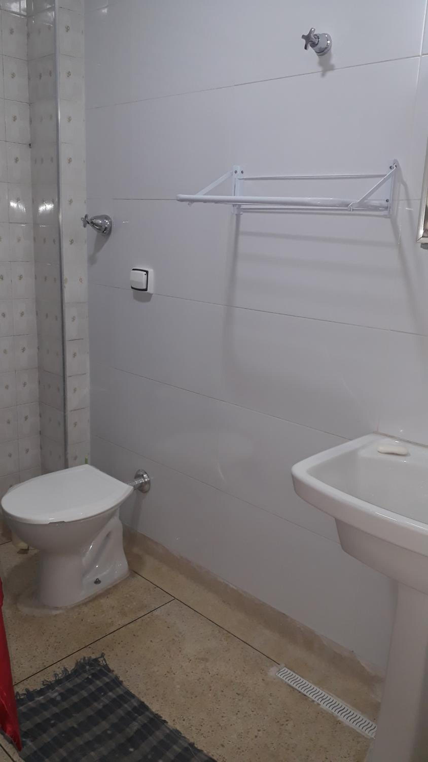 Apartamento mobiliado prédio frente ao mar view 3