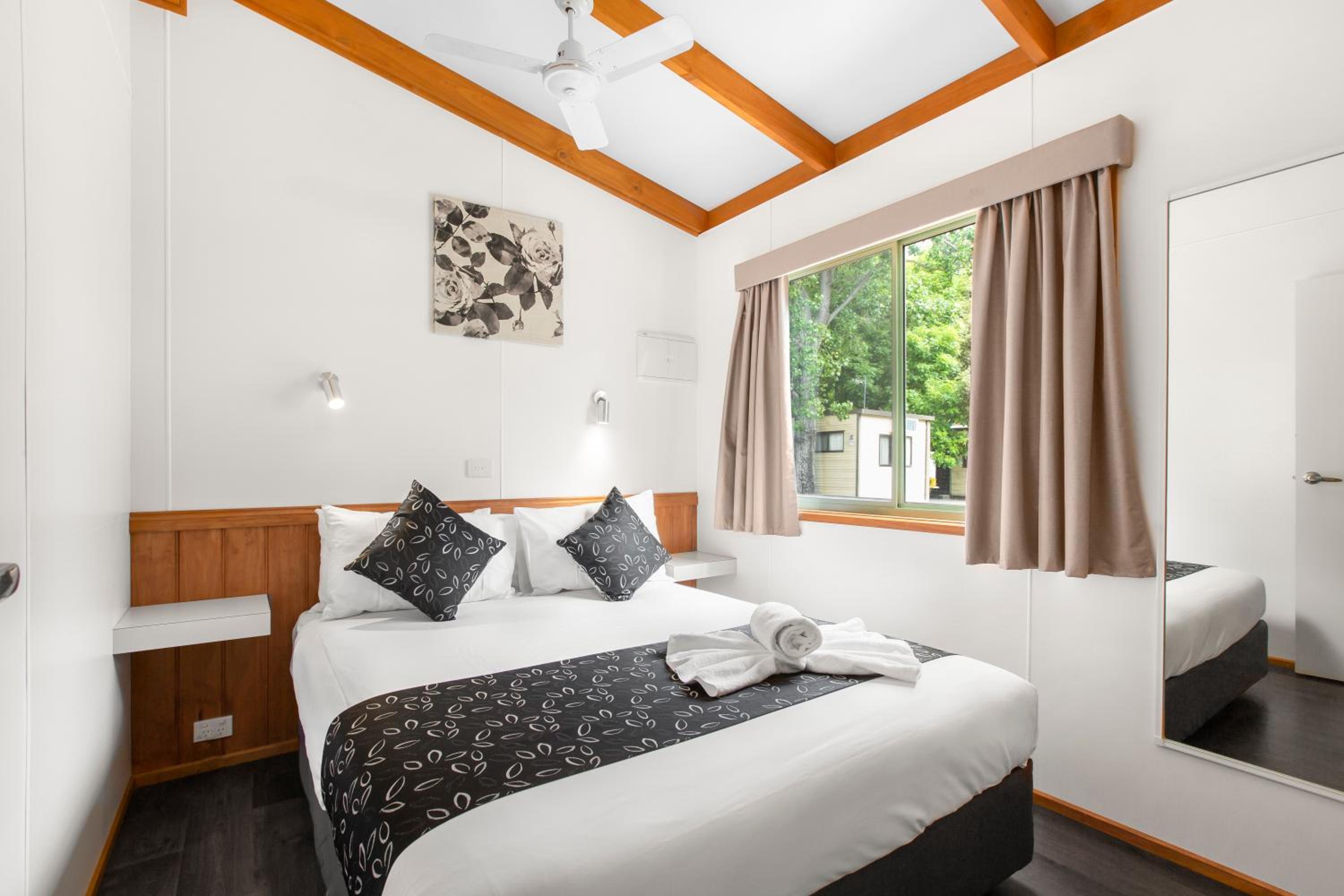 Breeze Holiday Parks - Halls Gap