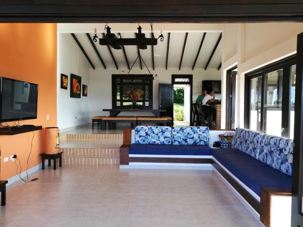 Finca Lago Calima with Excellent view view 5