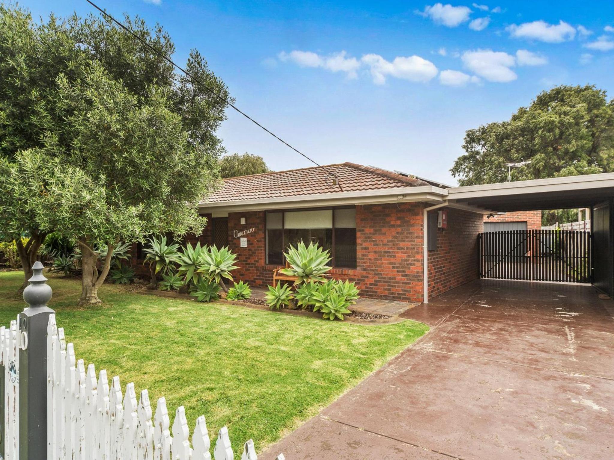Amaroo by the Bay