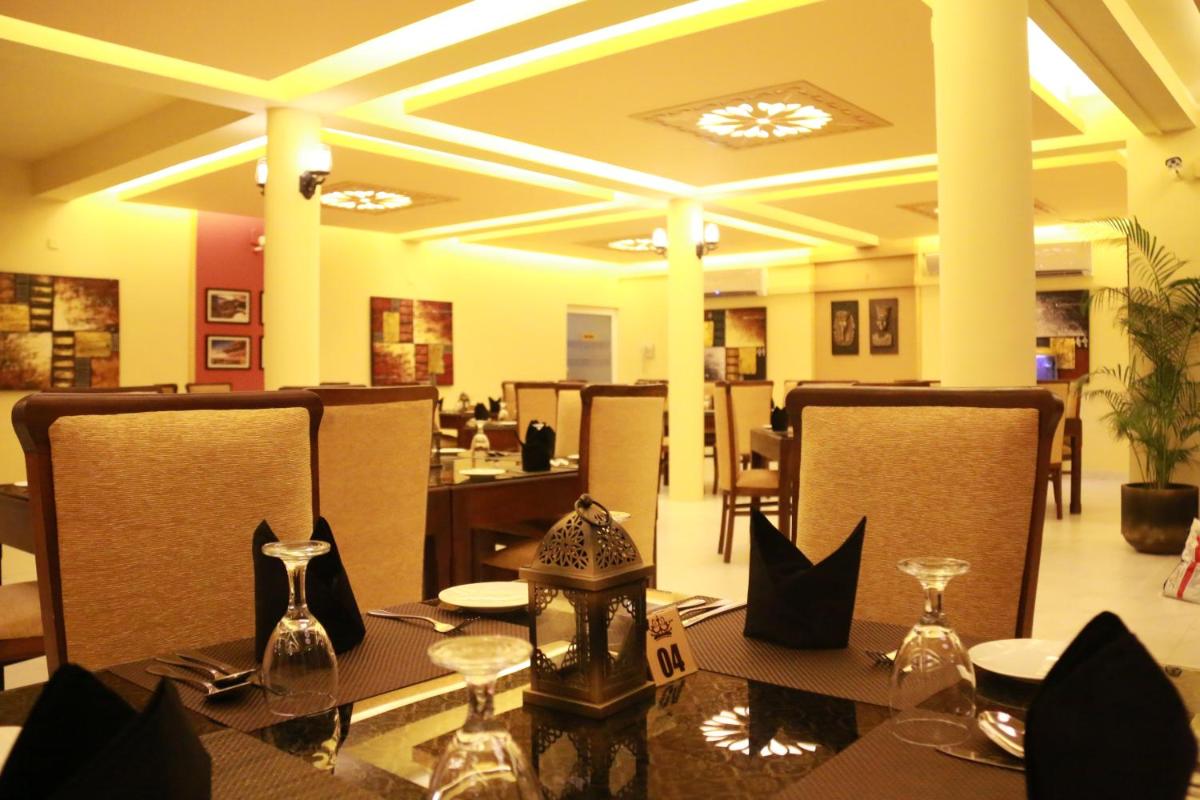 restaurant