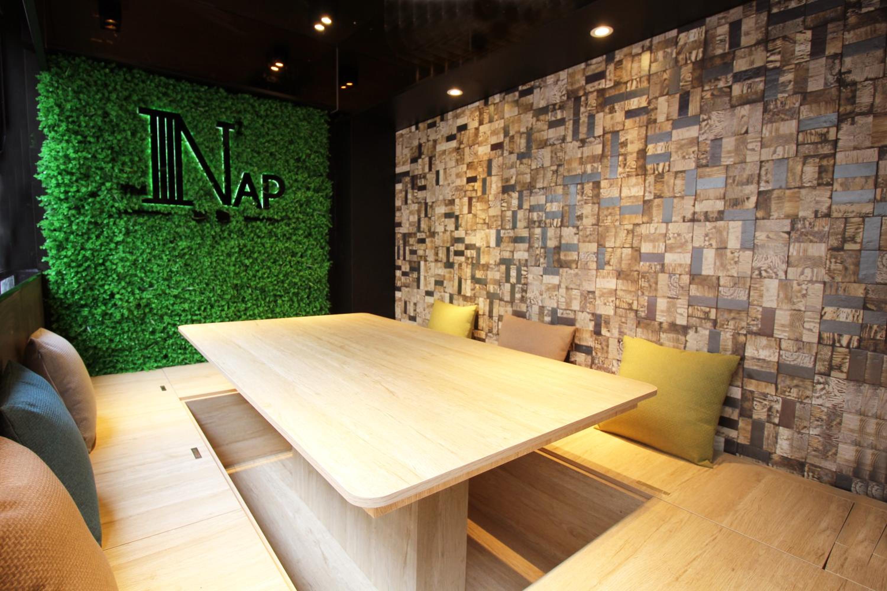 meeting & event spaces