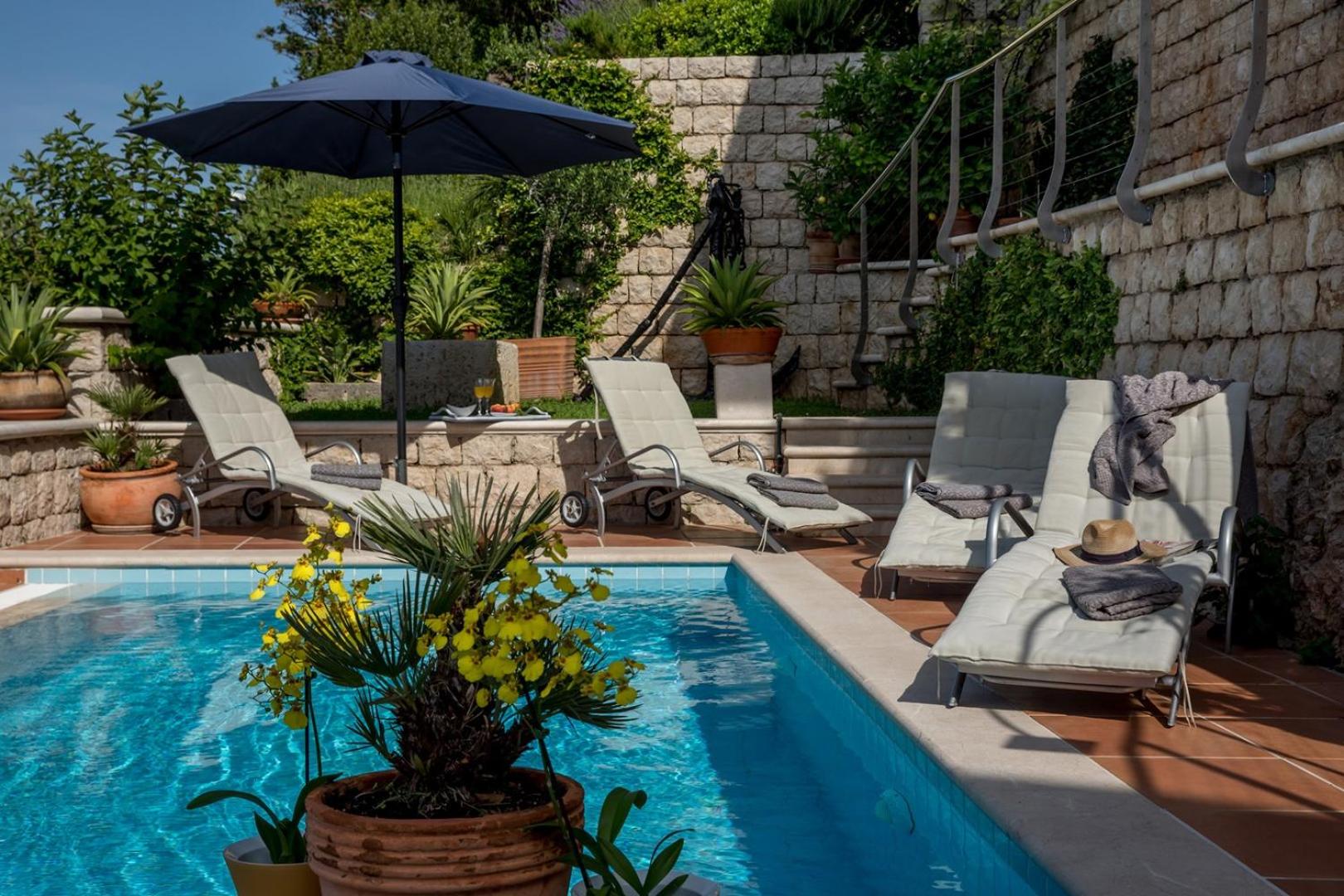 Luxury Villa Dubrovnik Palace near Old Town with pool