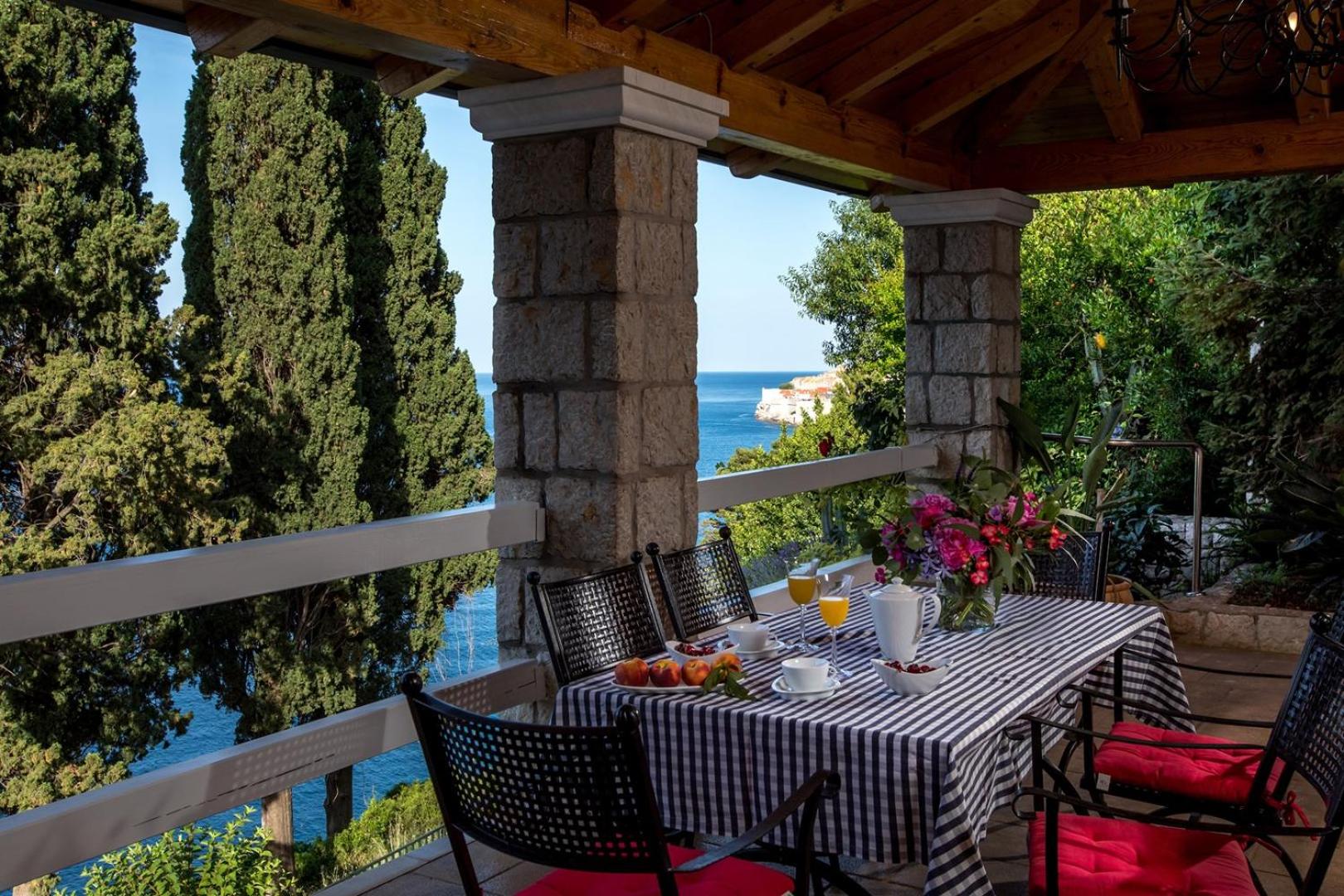 Luxury Villa Dubrovnik Palace near Old Town with pool