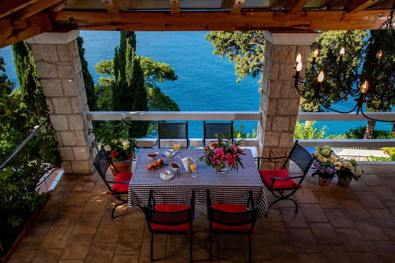 Luxury Villa Dubrovnik Palace near Old Town with pool