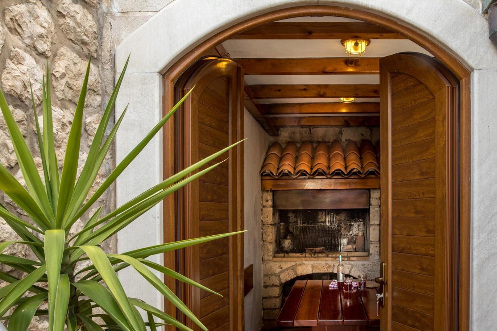 Luxury Villa Dubrovnik Palace near Old Town with pool