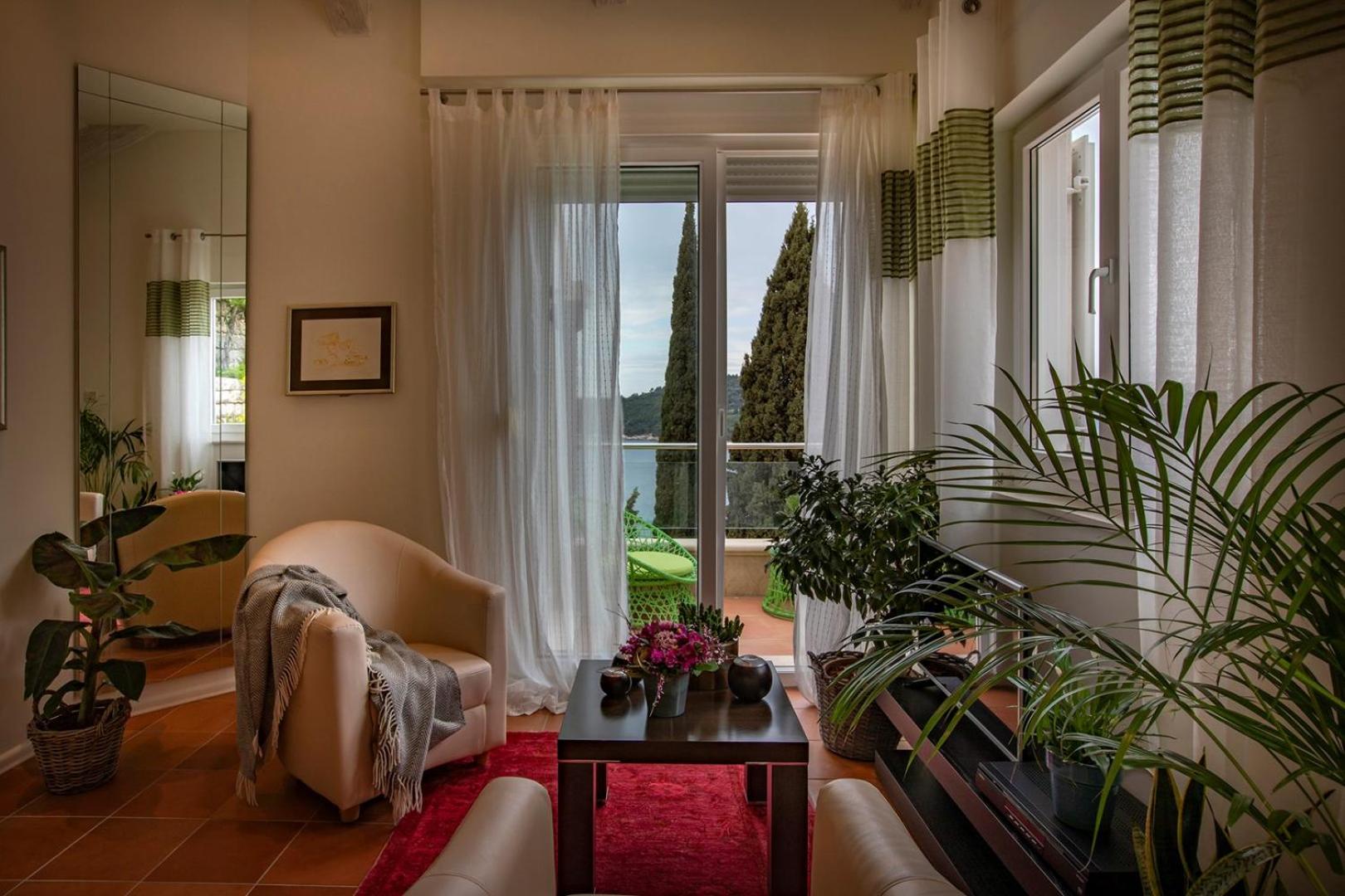 Luxury Villa Dubrovnik Palace near Old Town with pool