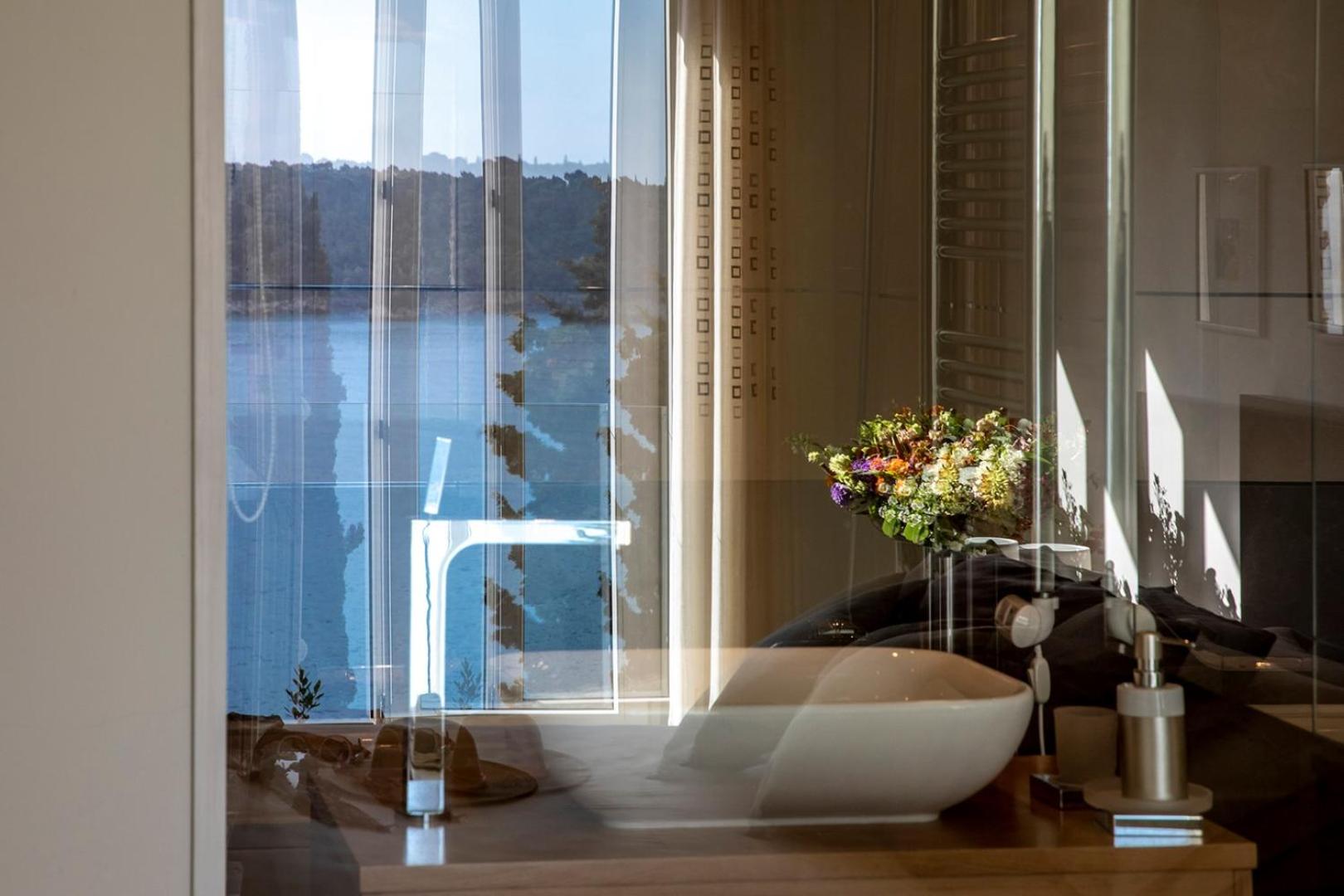 Luxury Villa Dubrovnik Palace near Old Town with pool