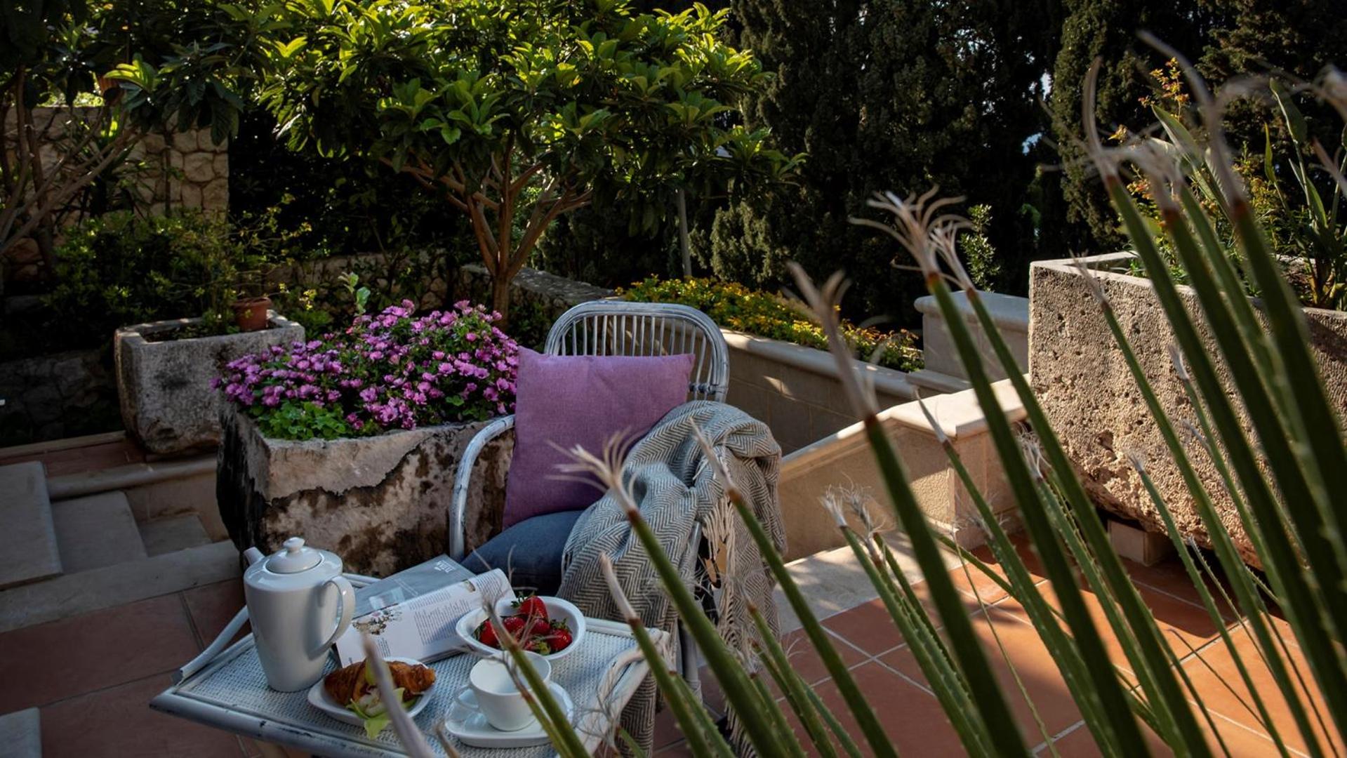 Luxury Villa Dubrovnik Palace near Old Town with pool