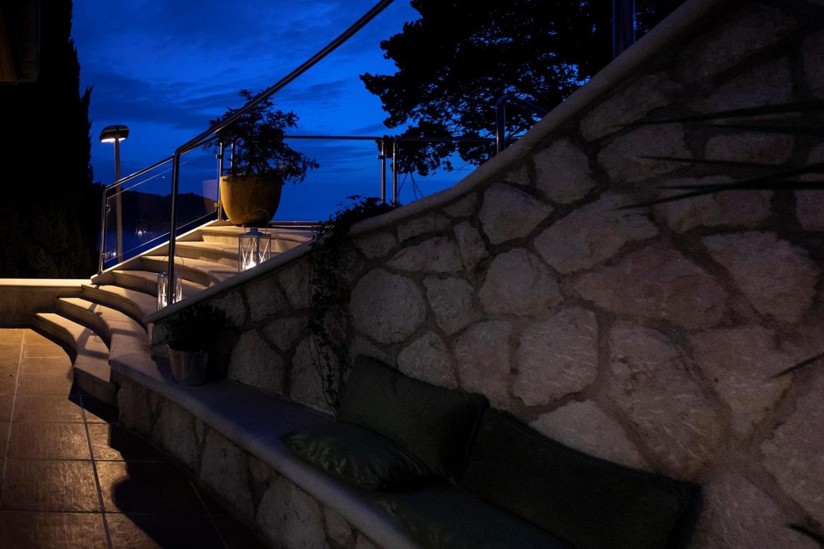 Luxury Villa Dubrovnik Palace near Old Town with pool