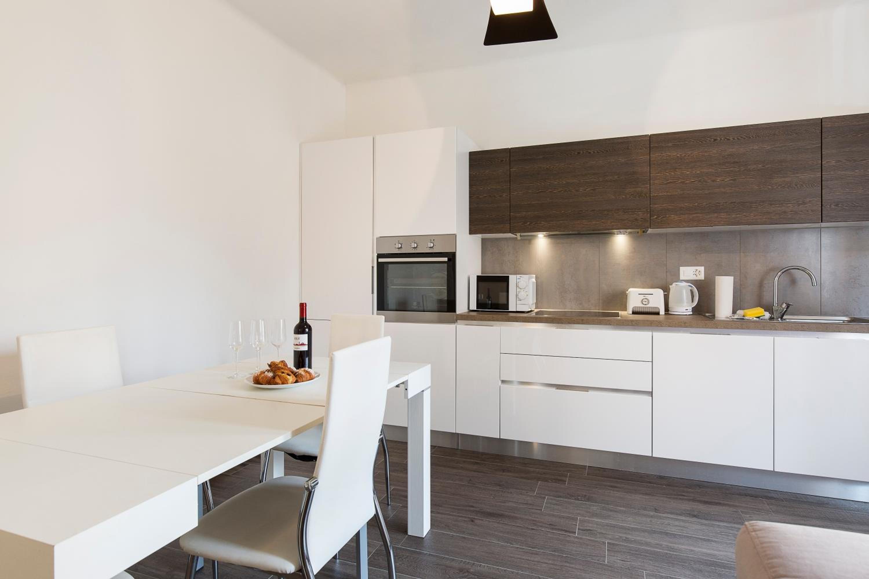 Maraini Apartments by Quokka 360 - strategic location near Lugano station