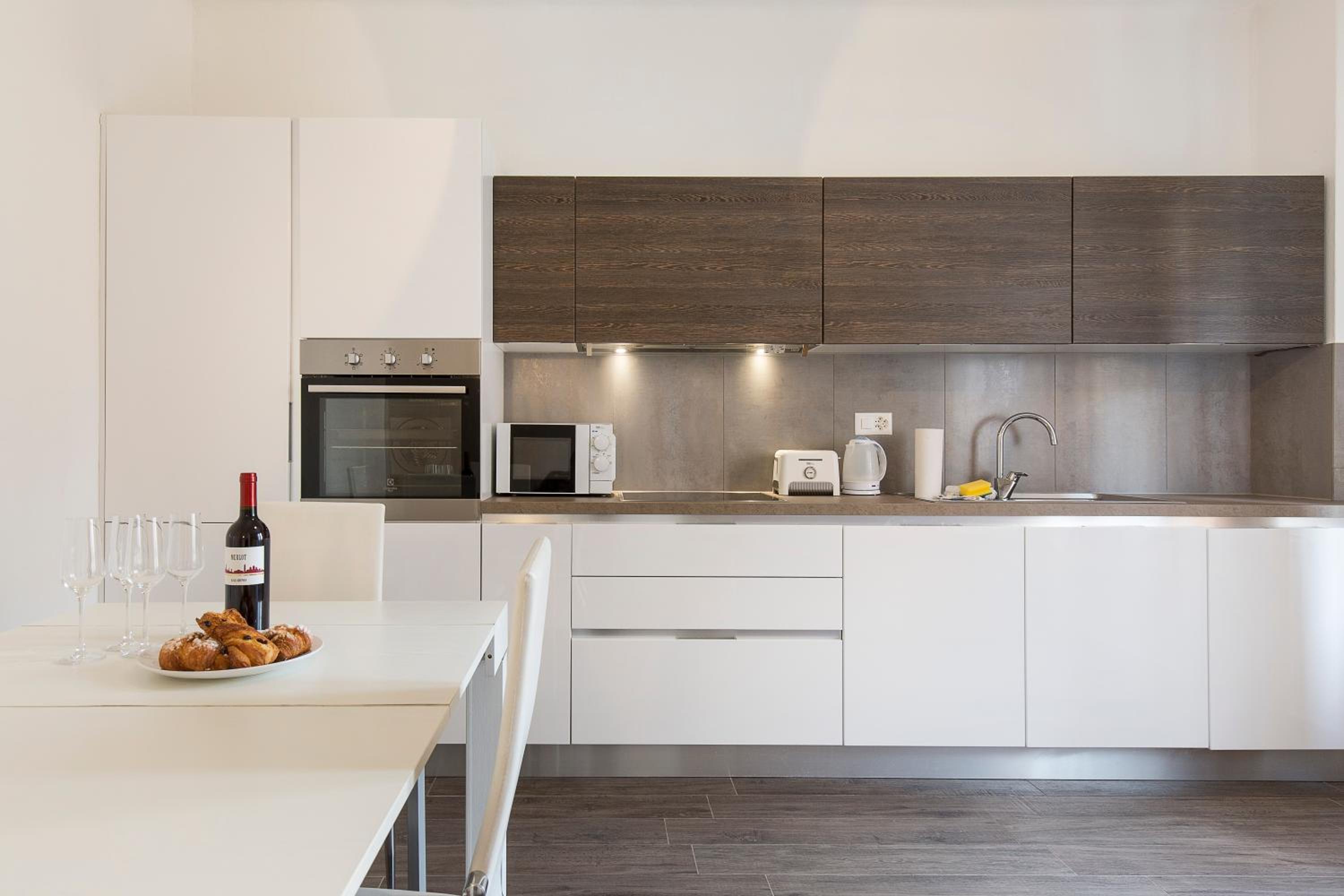 Maraini Apartments by Quokka 360 - strategic location near Lugano station