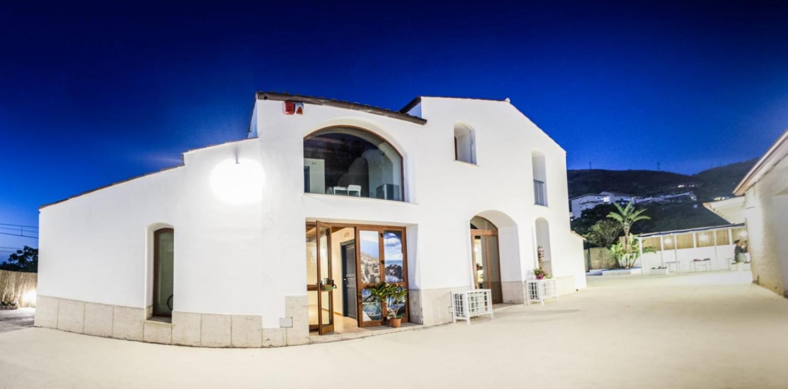 Hotel Borgo Marino Suite B&b