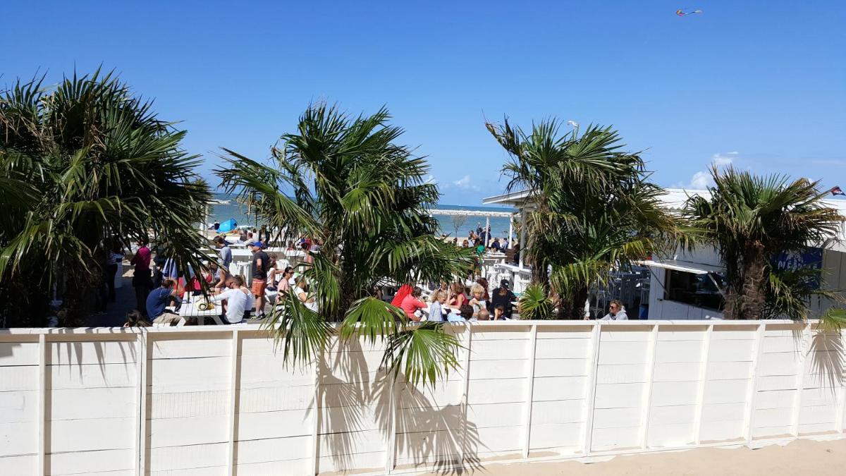 2 bedrooms appartement at Oostende 500 m away from the beach with balcony and wifi