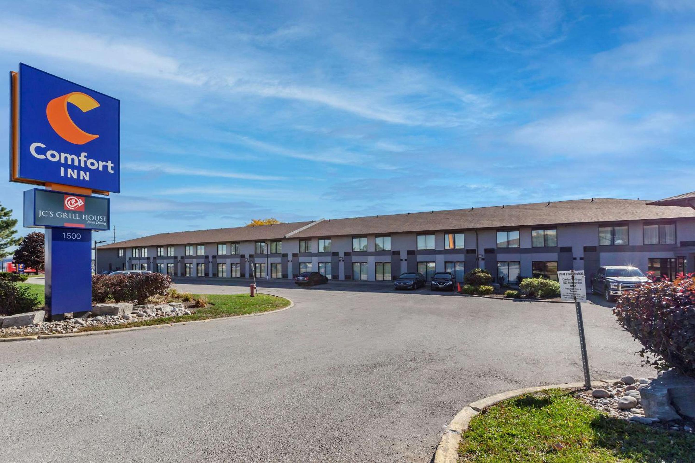 Comfort Inn Airport West - Image 2