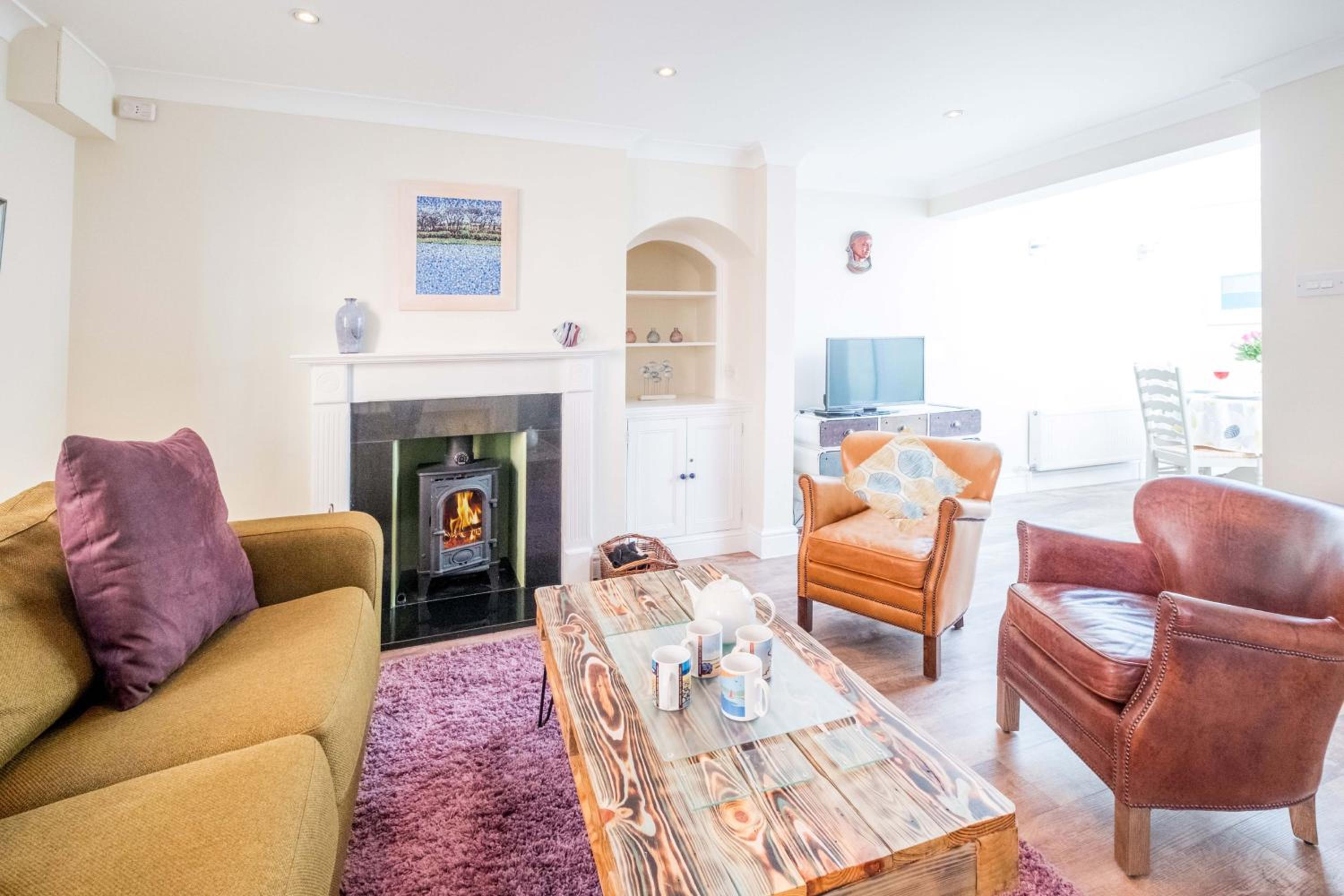 Admiral Cottage view 4