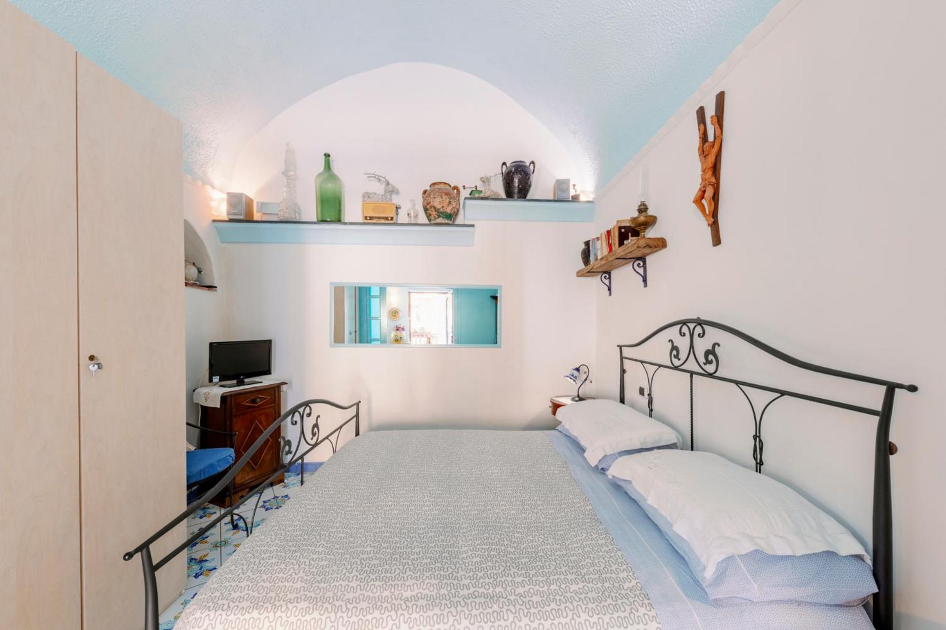 Elegant studio close to the sea view 3