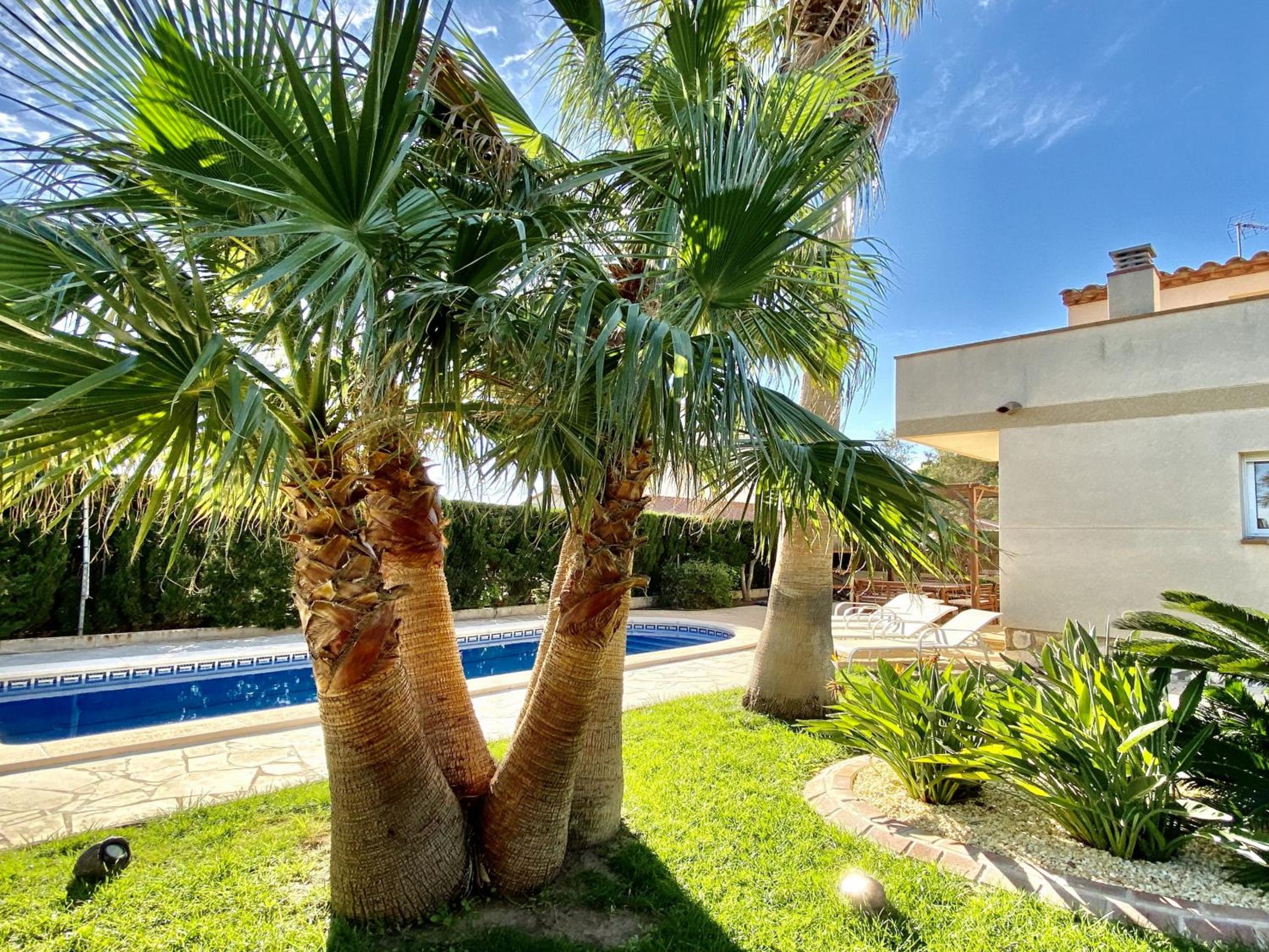 Villa Martina 4 bedroom villa with air conditioning & private swimming pool ideal for families photo 3