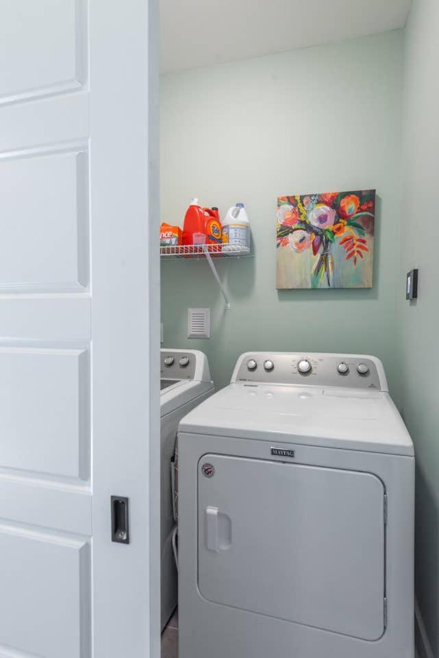 316 E Hudson - The High Tides - Hot Tub - 4 Bedrooms
