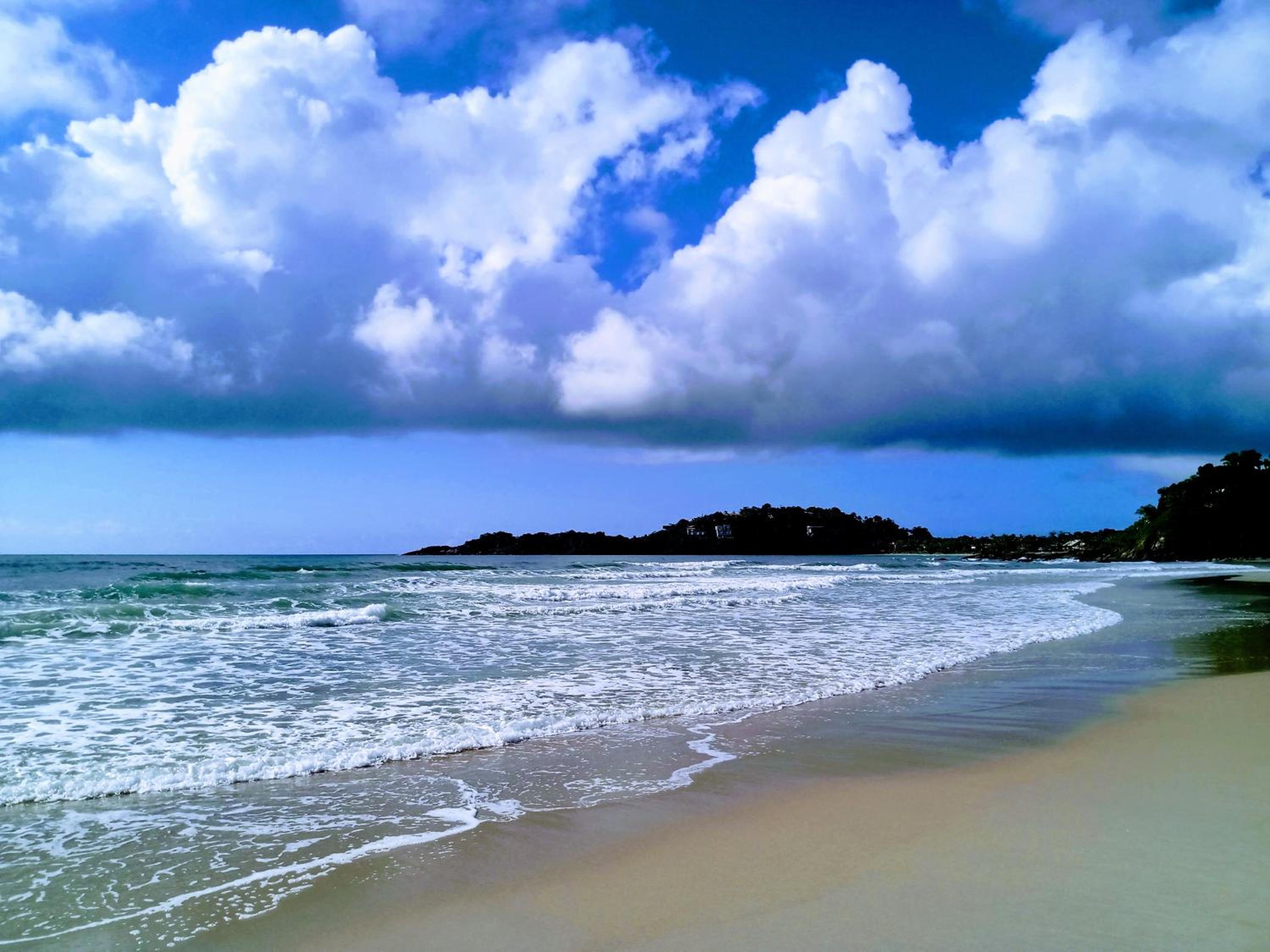 LINDO SOBRADO GUARUJÁ