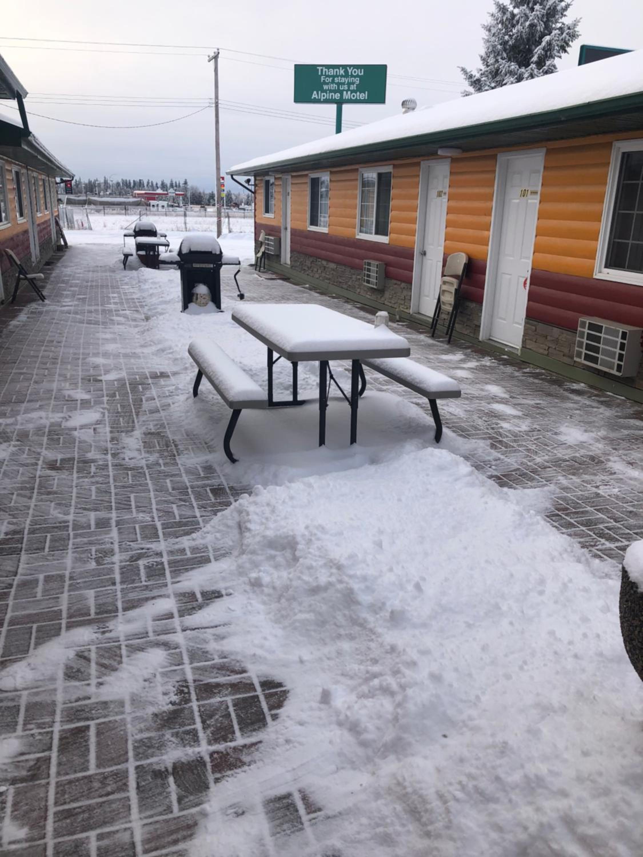 Alpine motel